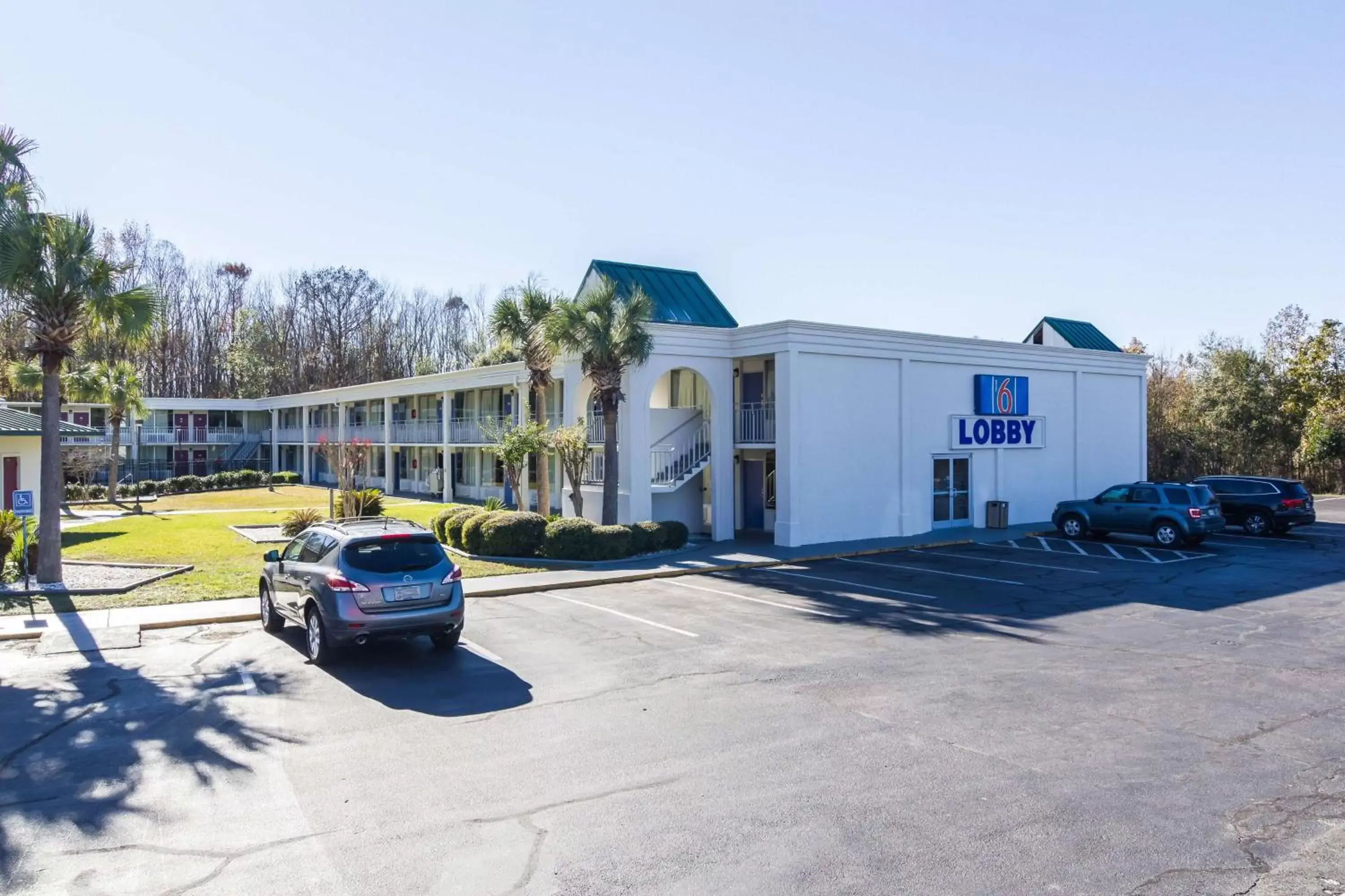 Property Building in Motel 6-Townsend, GA