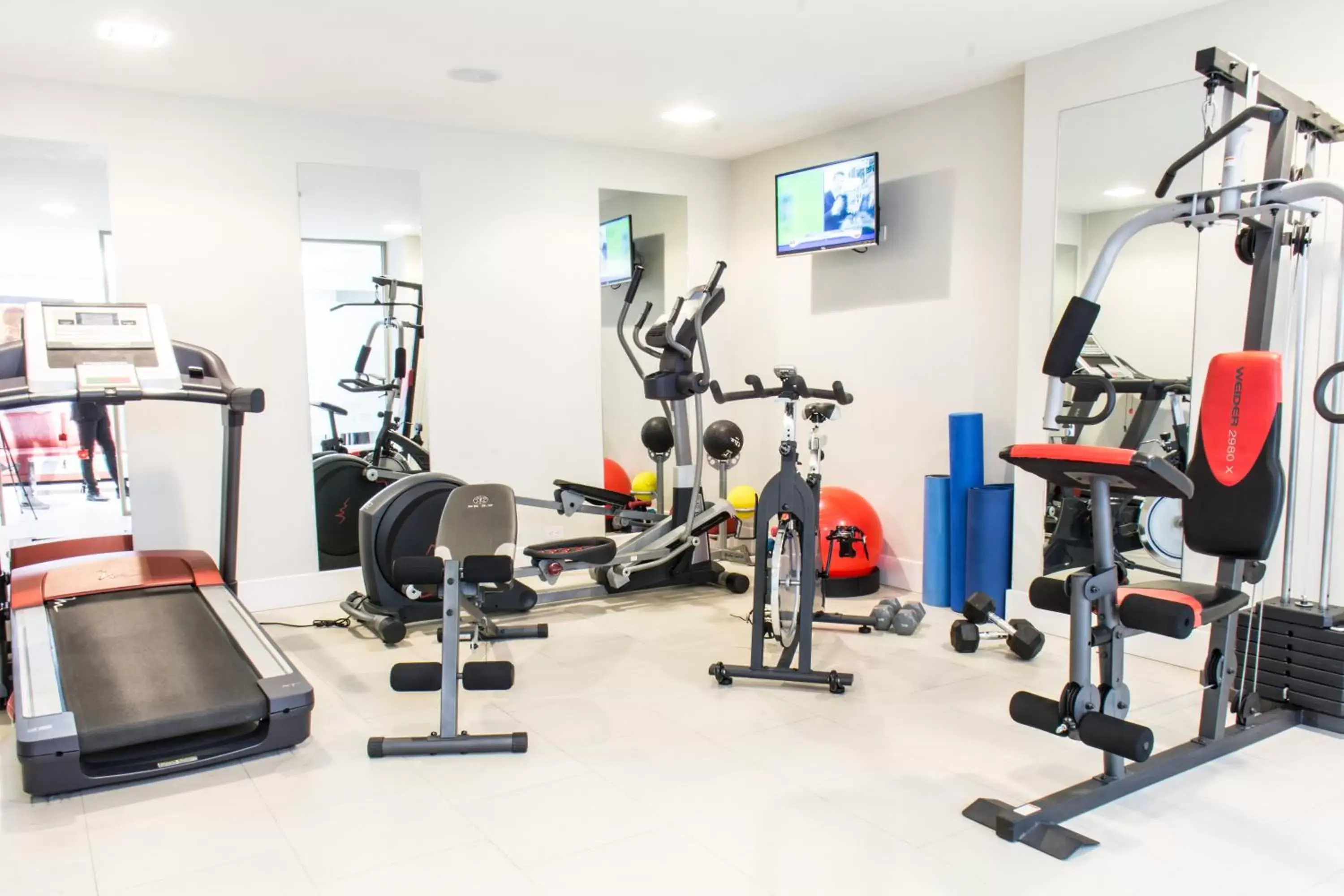 Fitness centre/facilities, Fitness Center/Facilities in TRYP by Wyndham Cuenca Zahir