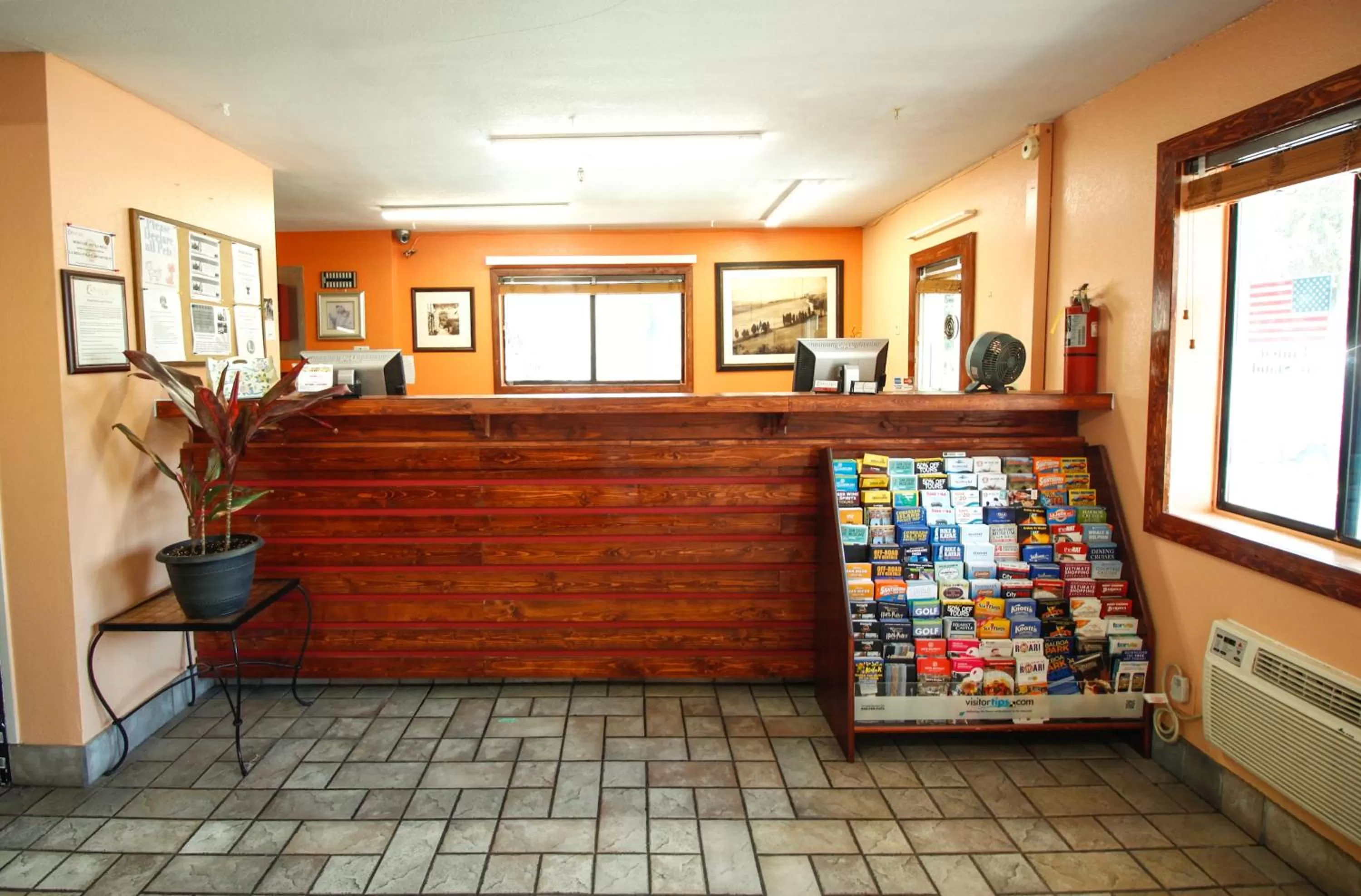 Lobby or reception in Heritage Inn La Mesa
