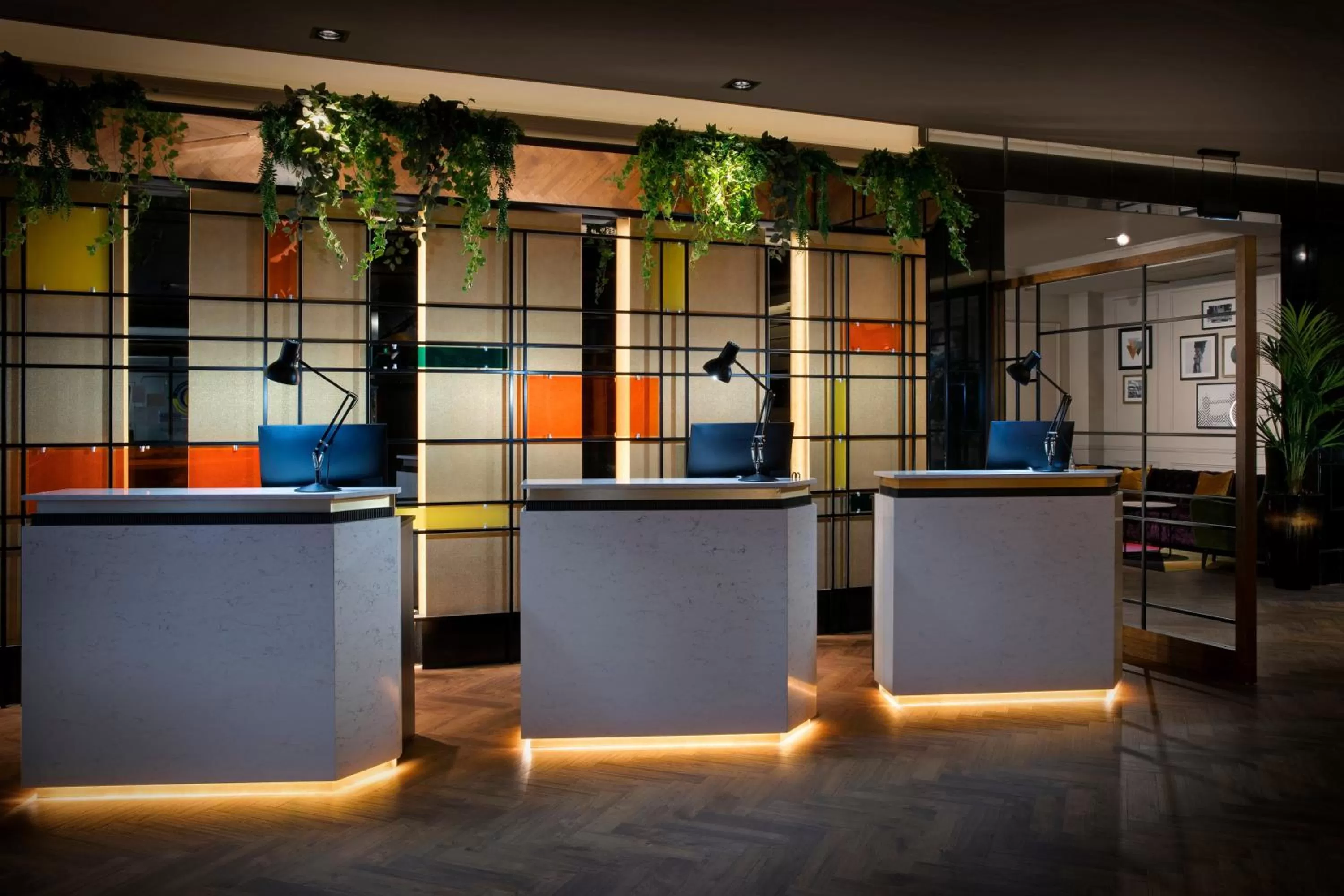 Lobby or reception in Leonardo Royal Hotel London City - Tower of London