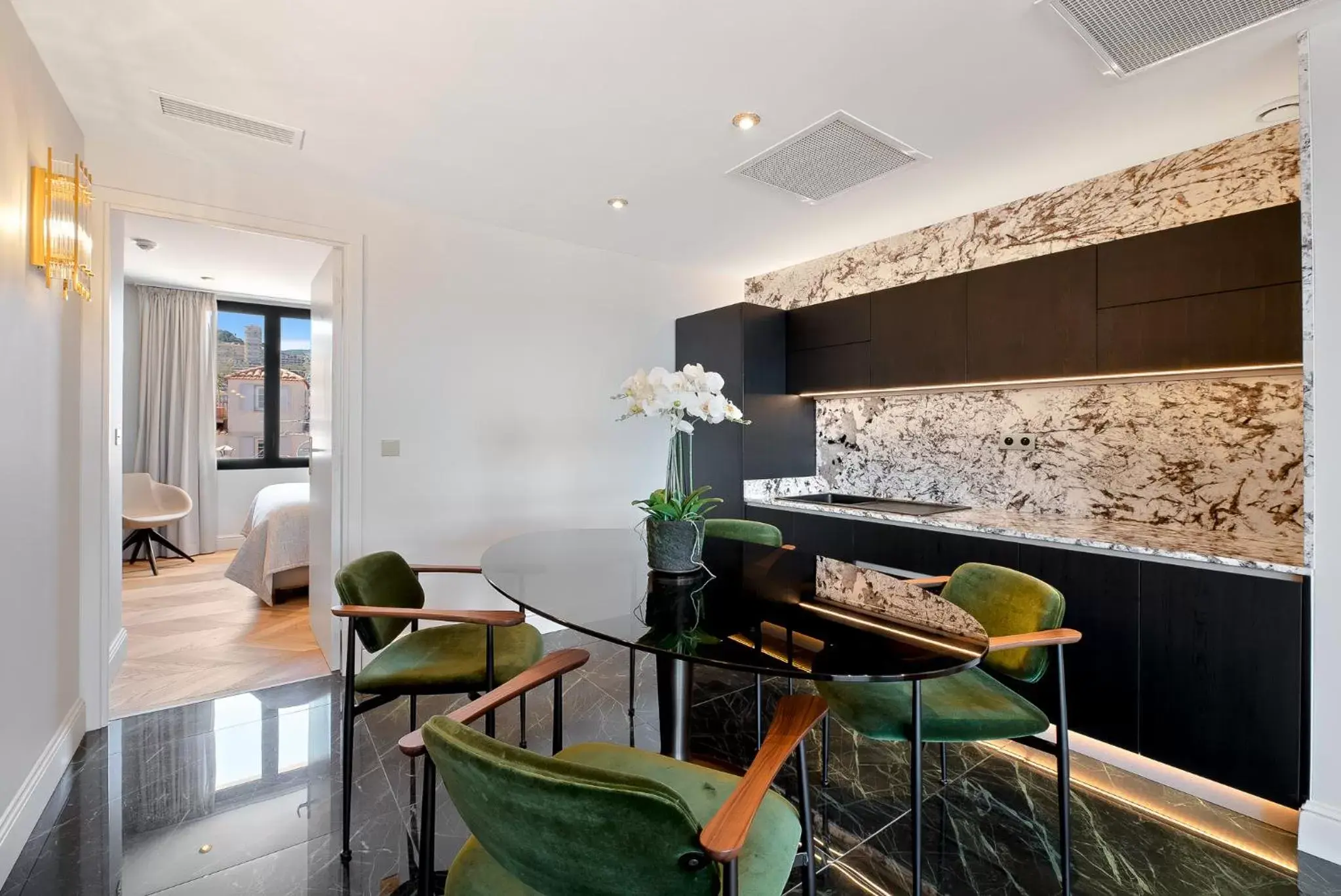 Dining Area in Hotel San Carlu Citadelle Ajaccio