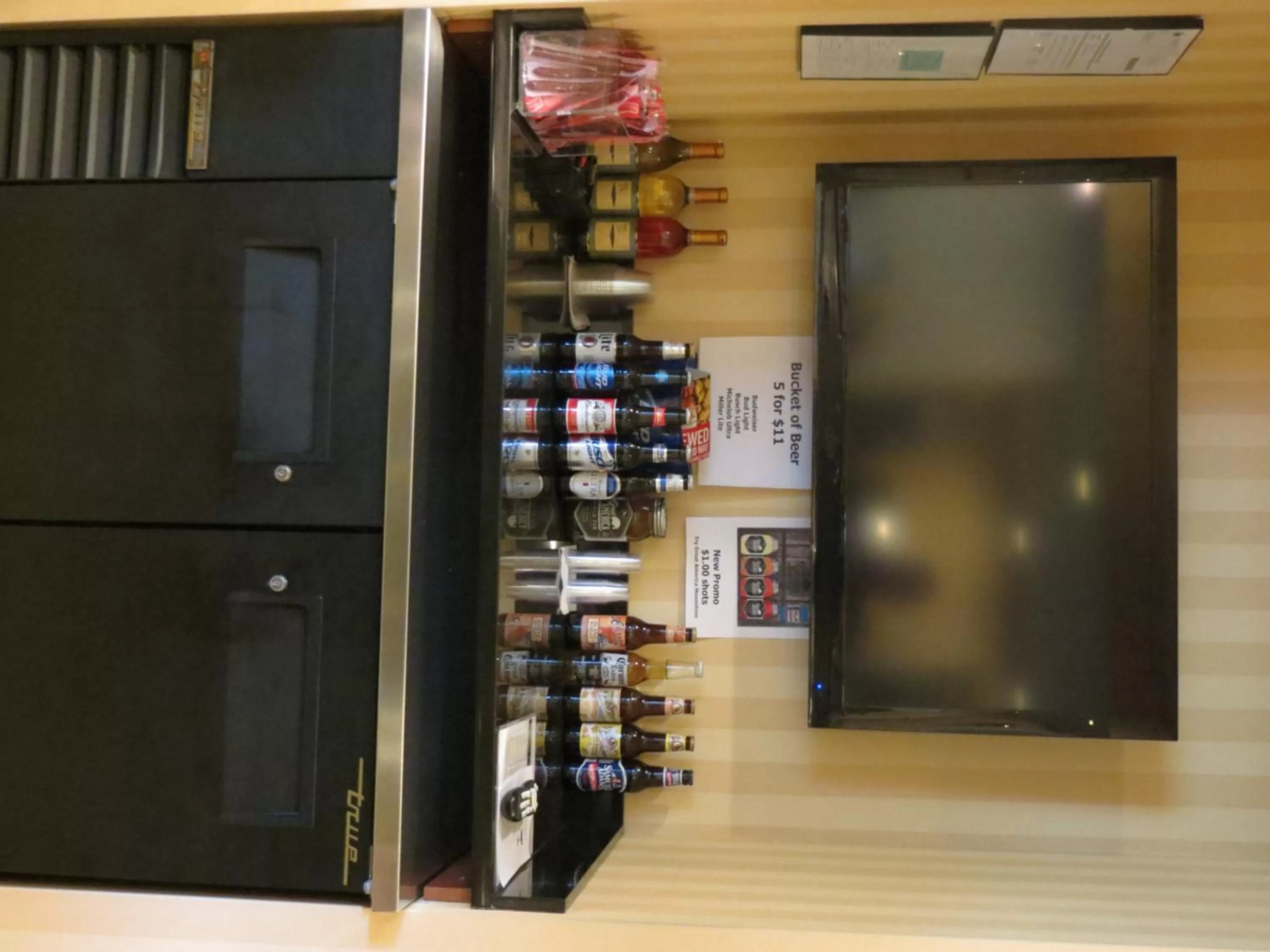 Lounge or bar in Cobblestone Inn & Suites - Brillion