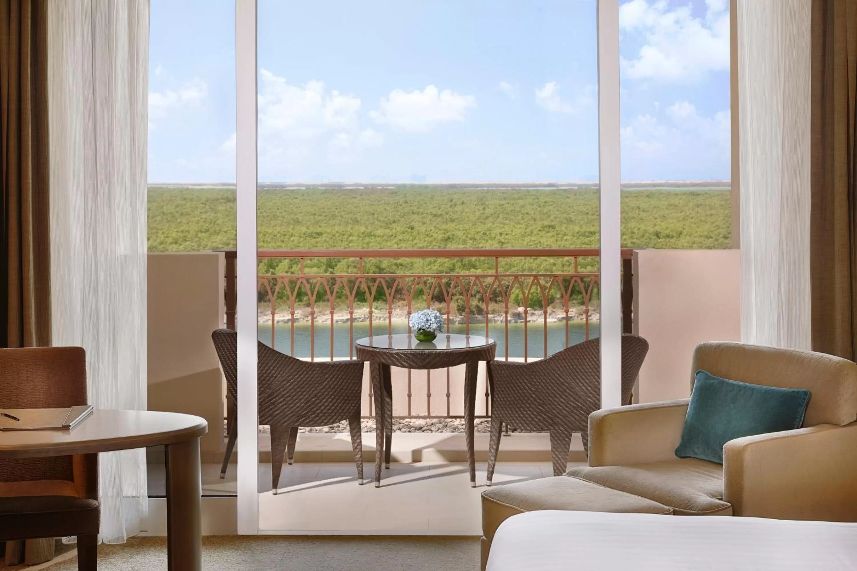 Lake view in Anantara Eastern Mangroves Abu Dhabi
