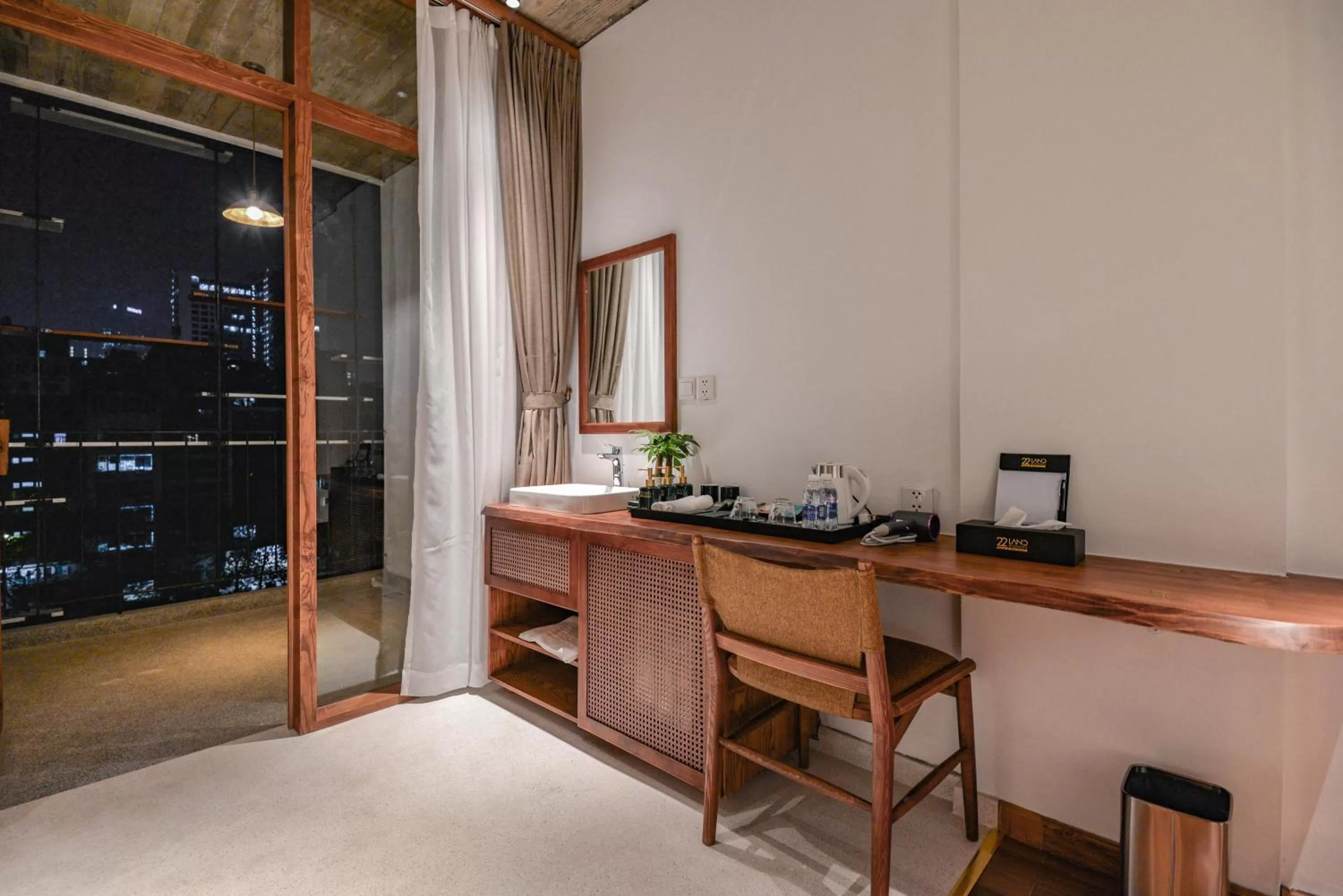 Coffee/tea facilities in 22Land Hotel & Residence