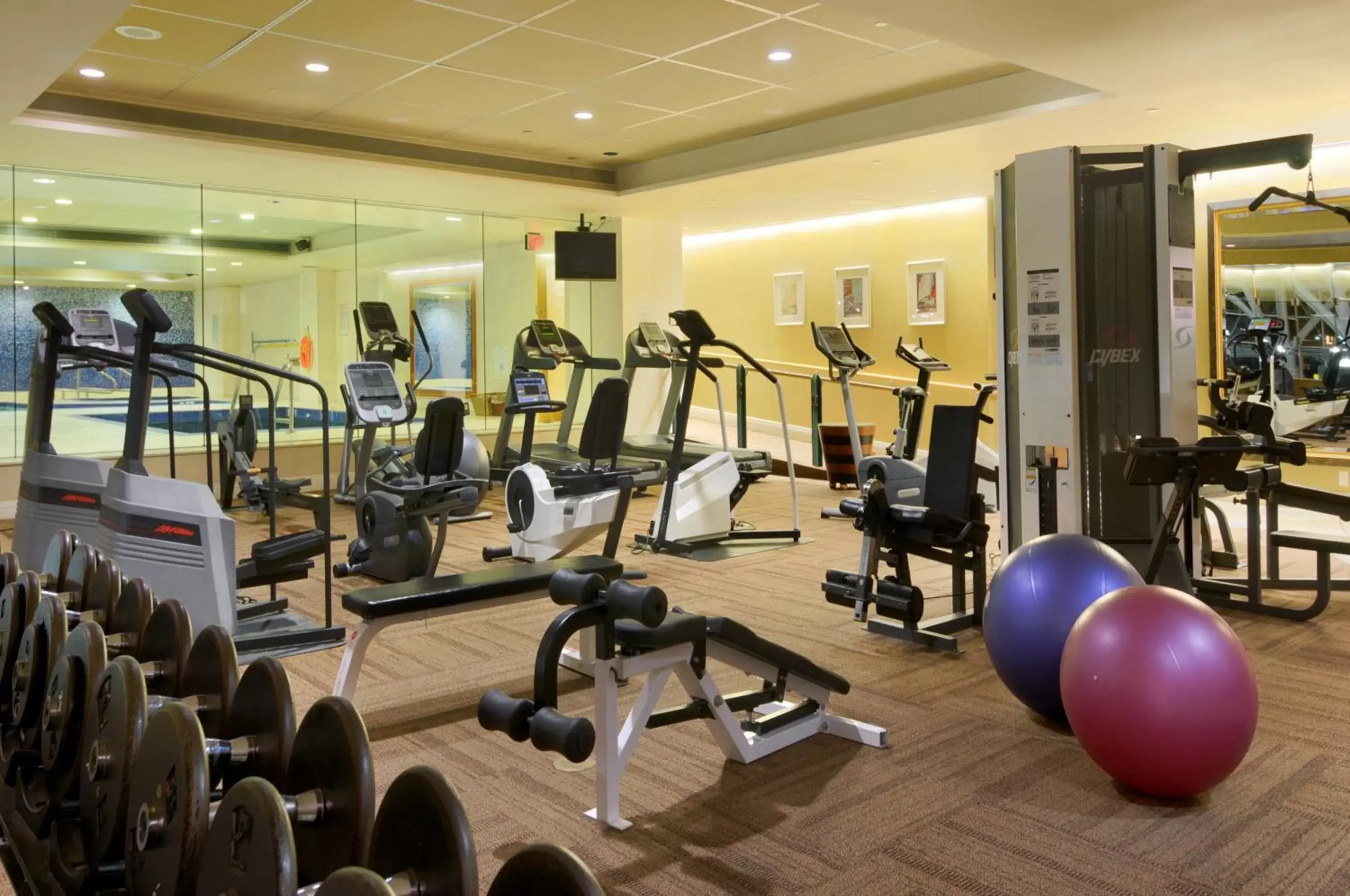 Fitness centre/facilities, Fitness Center/Facilities in Fairmont Vancouver Airport In-Terminal Hotel