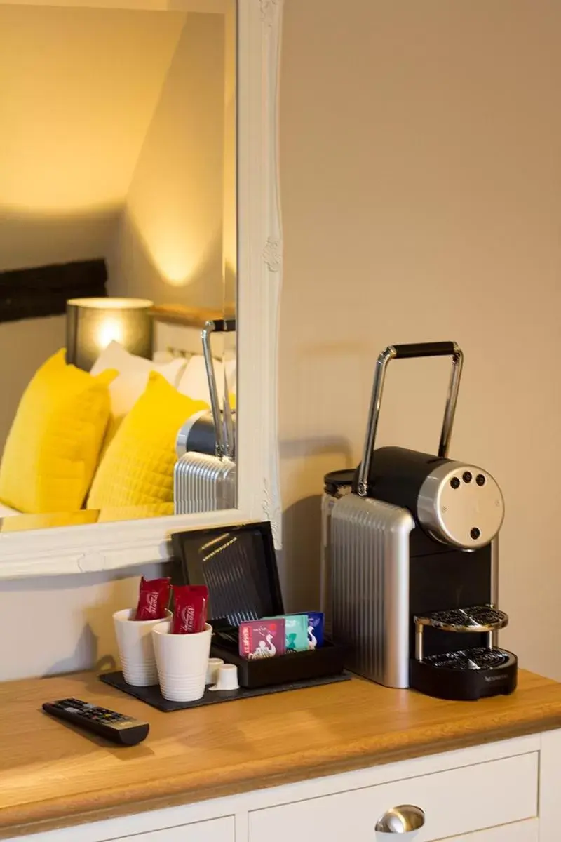 Coffee/tea facilities in Church Inn