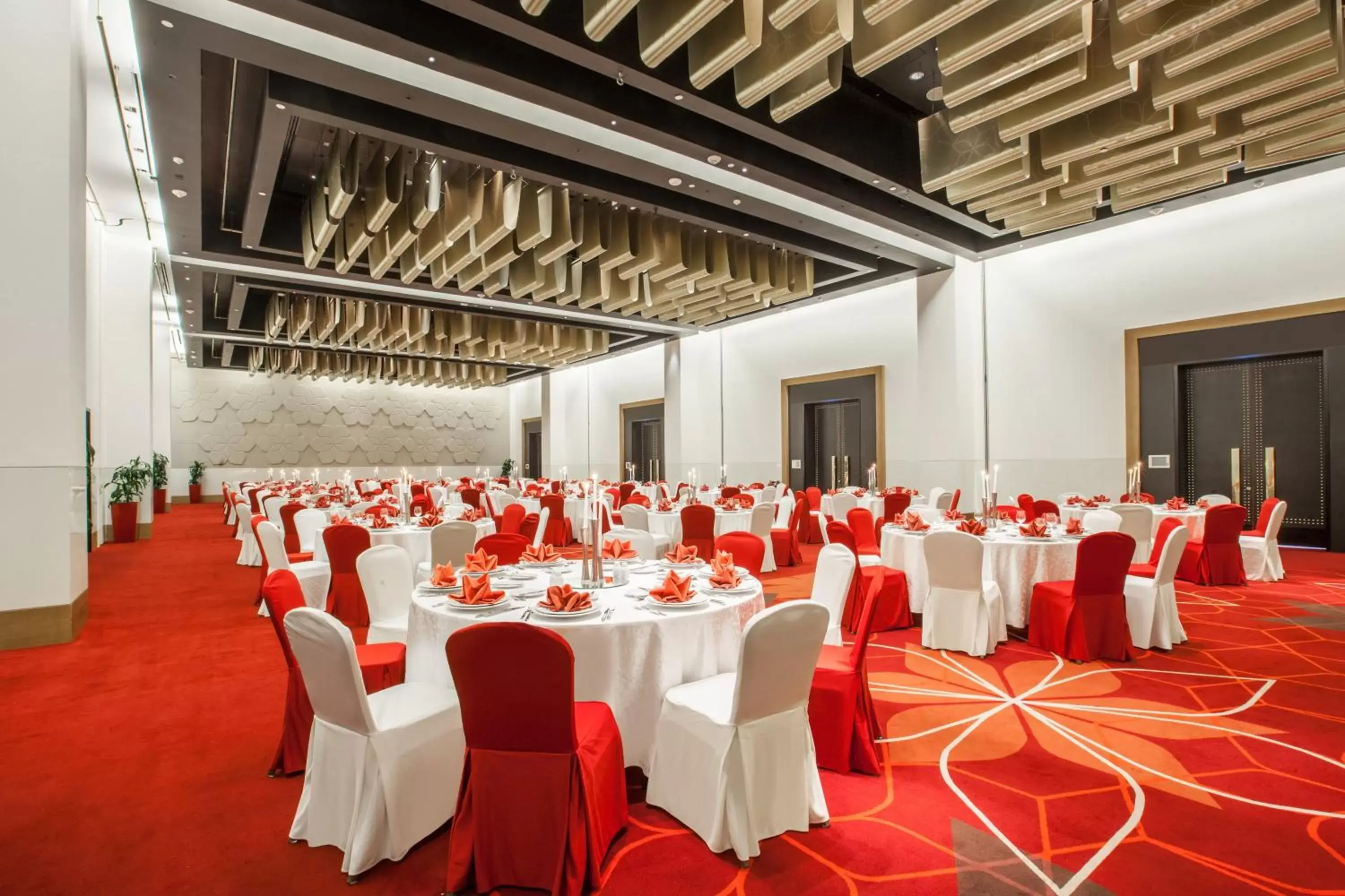 Banquet/Function facilities, Banquet Facilities in Crowne Plaza Yas Island, an IHG Hotel