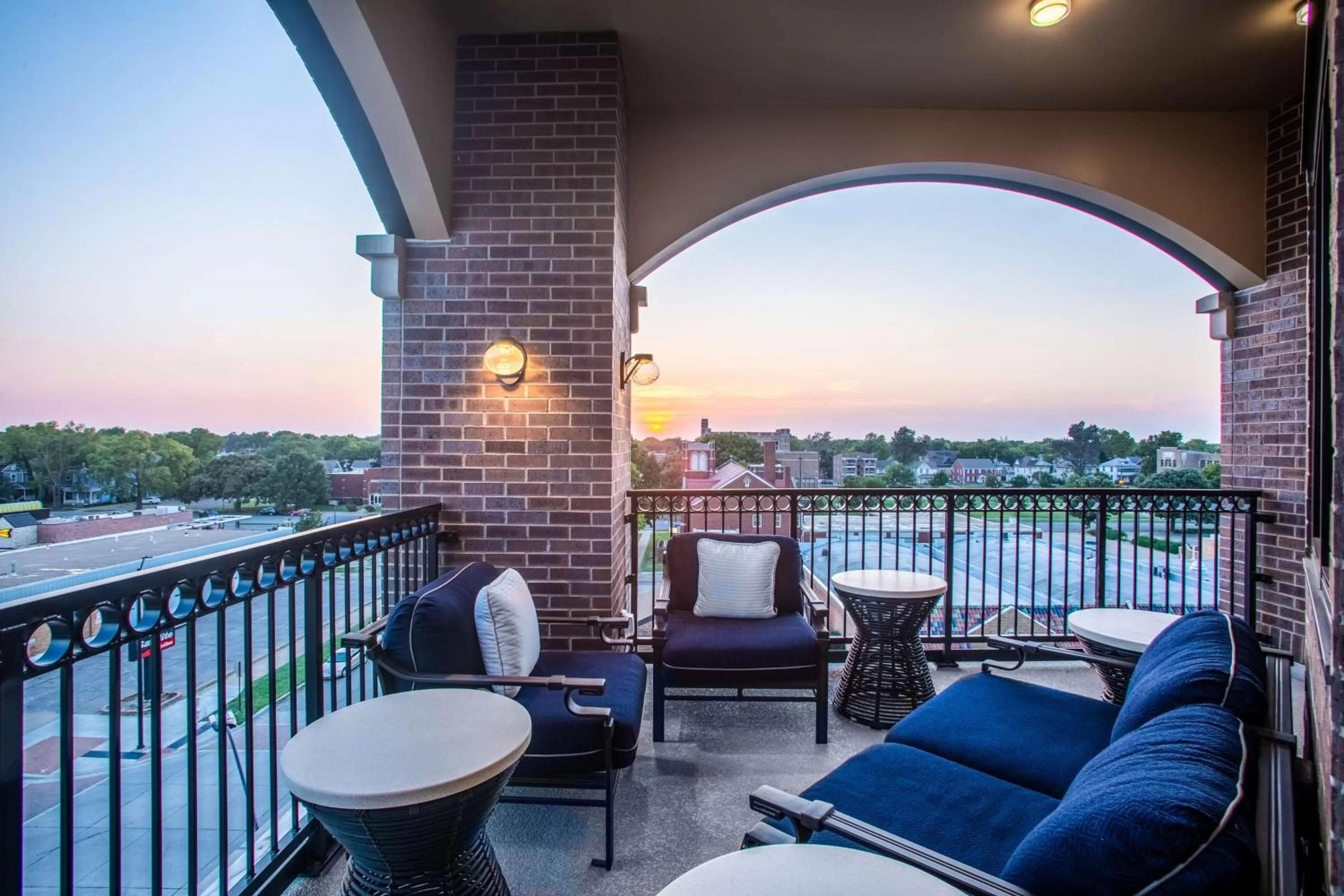 Property building in Homewood Suites By Hilton Salina/Downtown, Ks