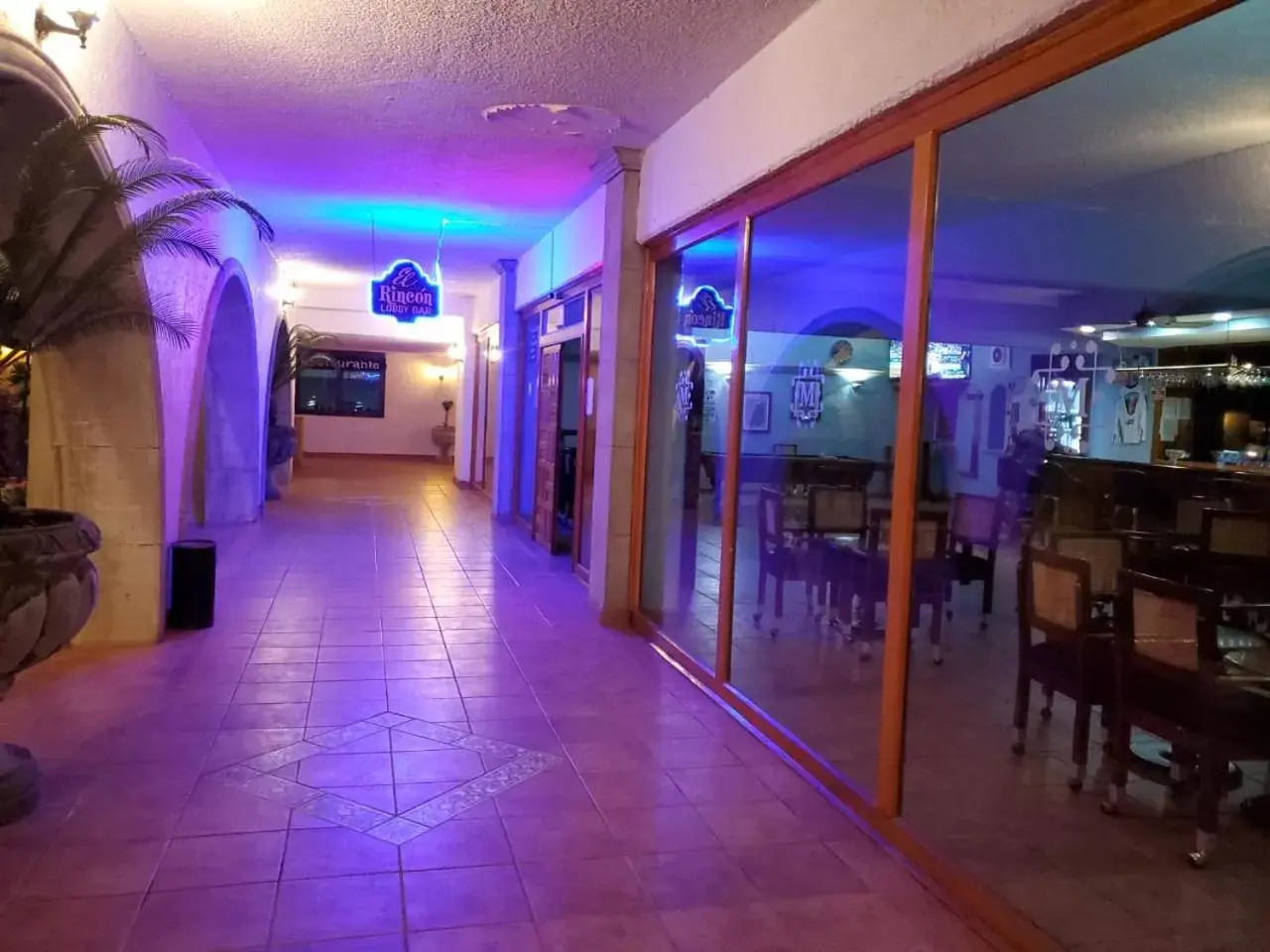 HOTEL MISION SANTA MARIA