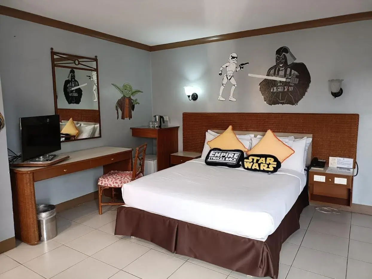 Bed in Golden Pine Hotel