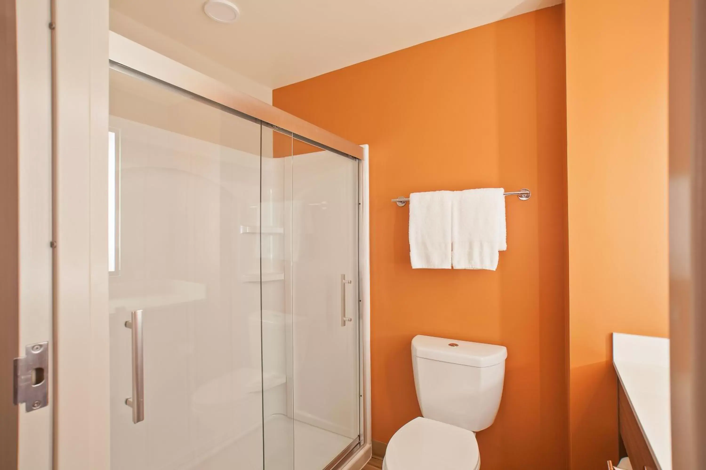 Bathroom in Extended Stay America Premier Suites - Providence - East Providence