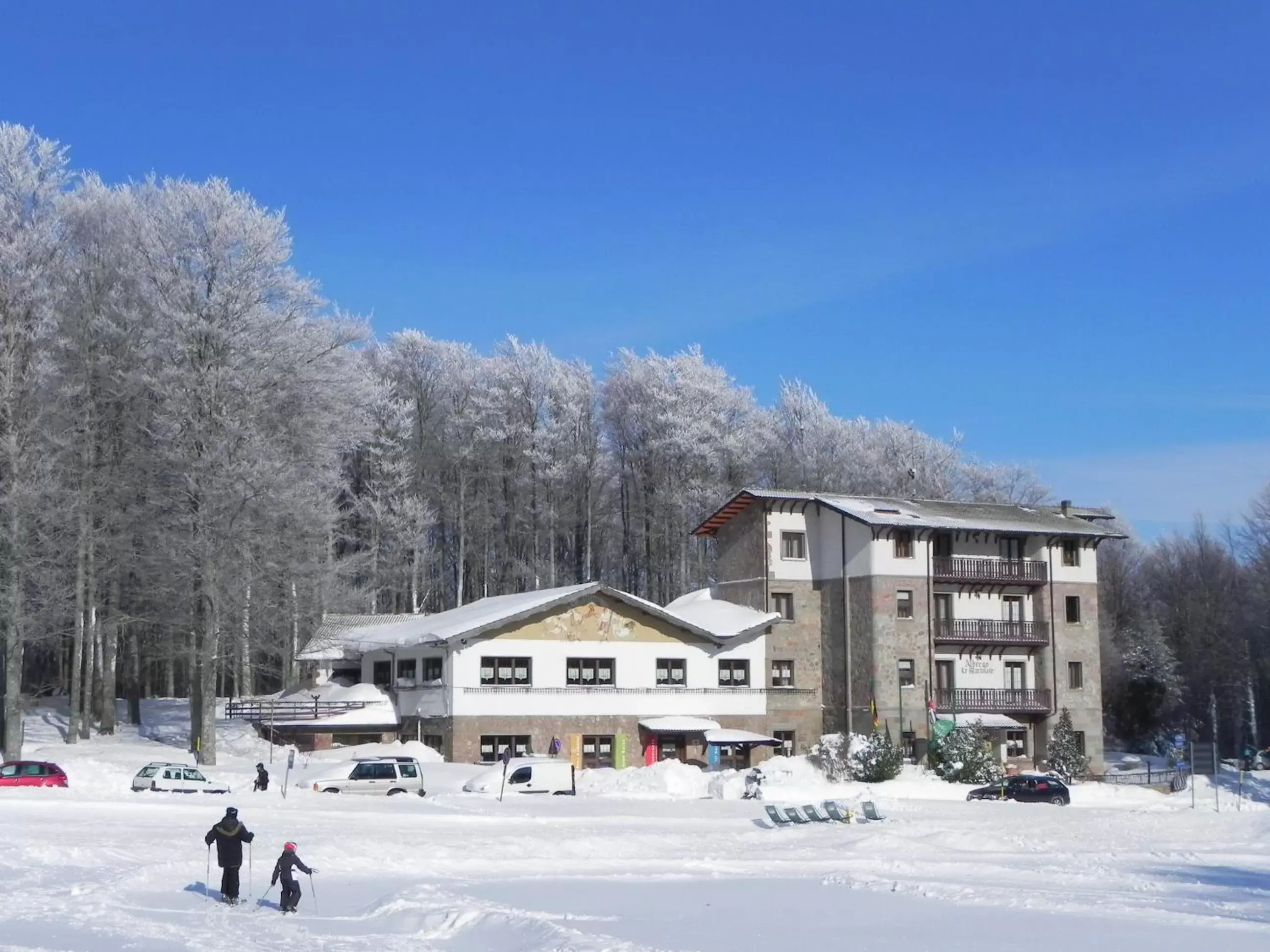 Facade/entrance, Winter in Albergo Le Macinaie - Monte Amiata