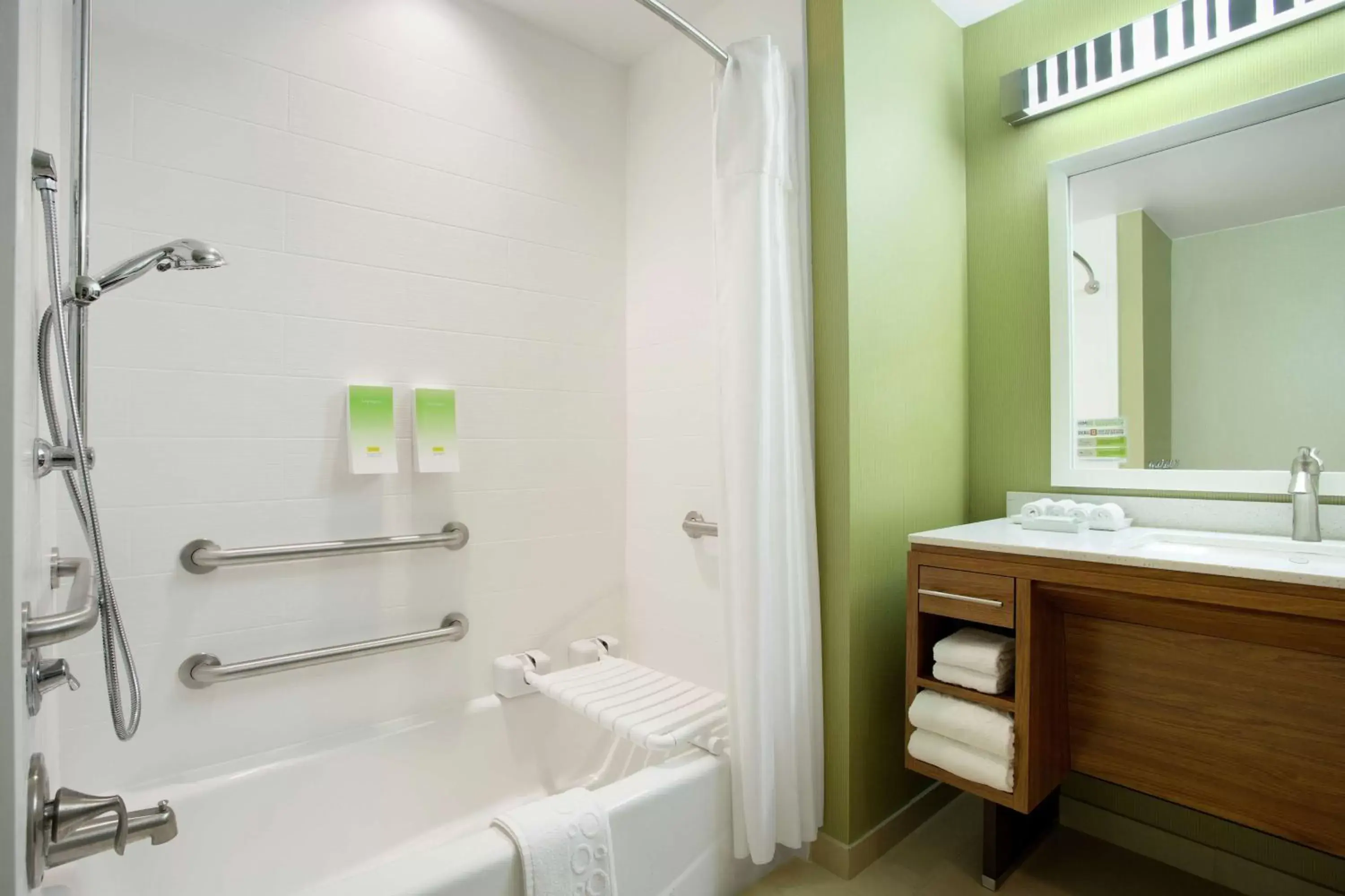 Bathroom in Home2 Suites by Hilton San Antonio Airport, TX