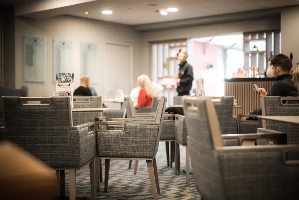 Lounge or bar, Restaurant/Places to Eat in The Tytherington