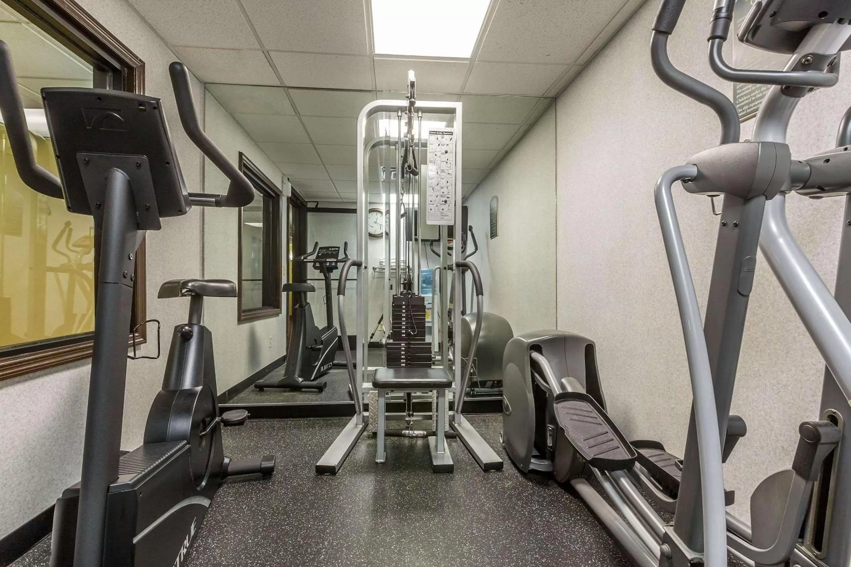 Fitness centre/facilities in Quality Inn Hyde Park - Poughkeepsie North