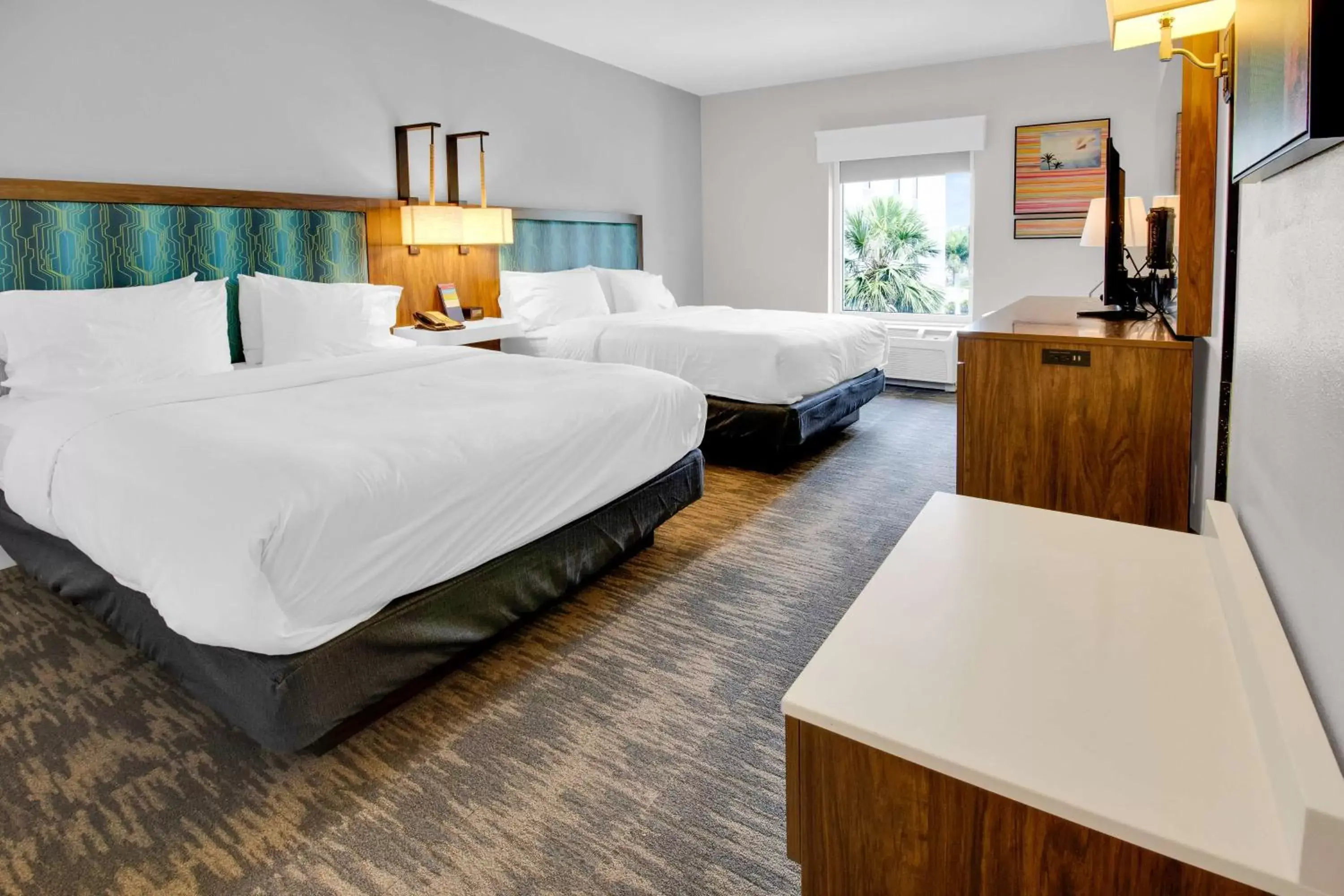 Bed in Hampton Inn & Suites Sarasota / Bradenton - Airport