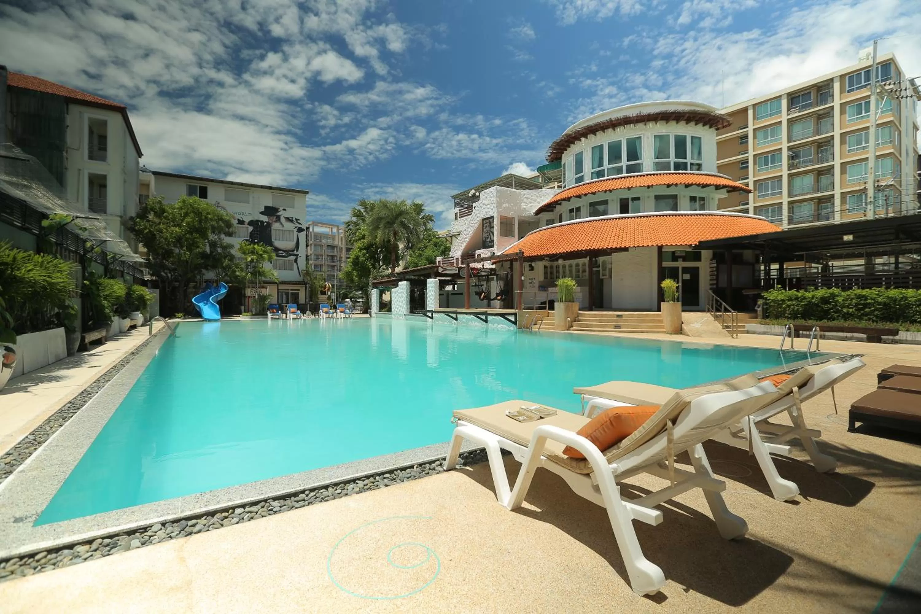 Swimming pool in My Way Hua Hin Music Hotel SHA Extra Plus