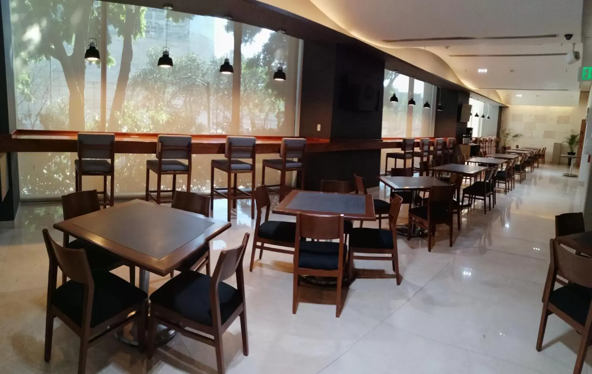 Breakfast, Restaurant/Places to Eat in Holiday Inn Express Mexico Reforma, an IHG Hotel