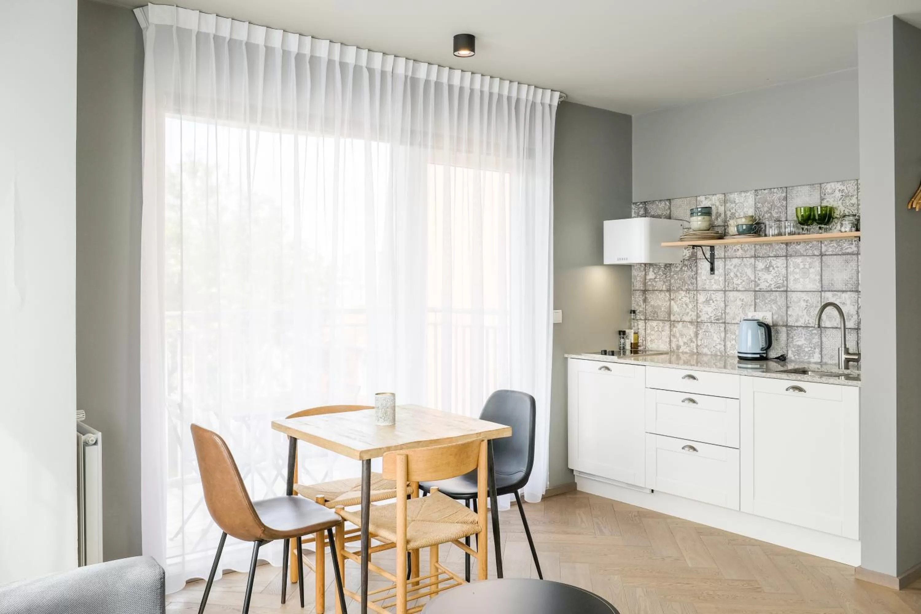 Coffee/tea facilities in Saga Studios by Heimaleiga