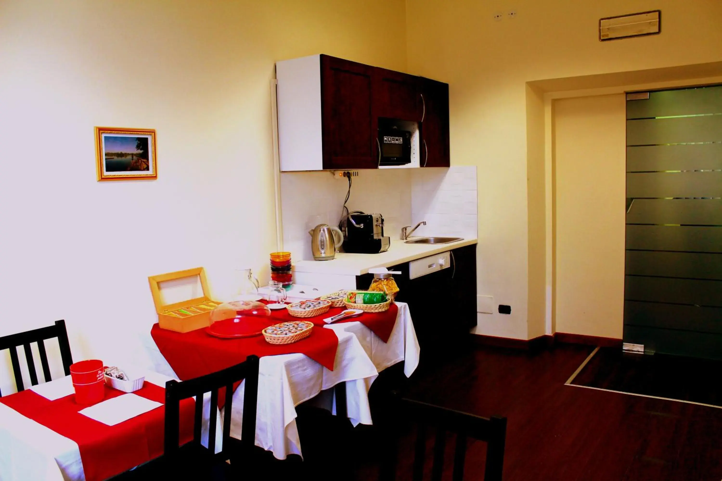 Restaurant/places to eat, Kitchen/Kitchenette in B&B Marbò Florence