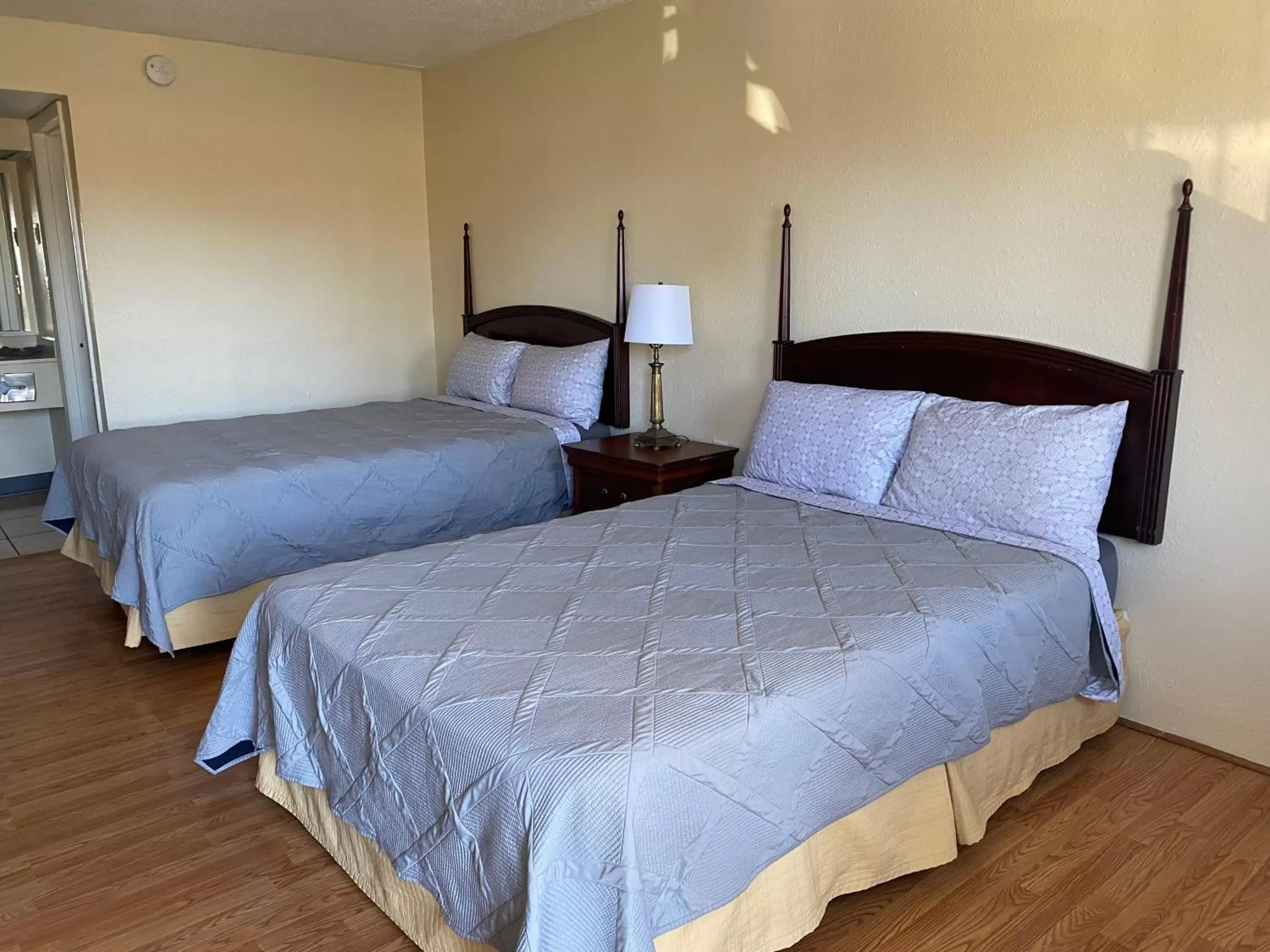 Standard Double Room in Jasmine Garden Inn - Lake City Standard Double Room in Jasmine Garden Inn - Lake City