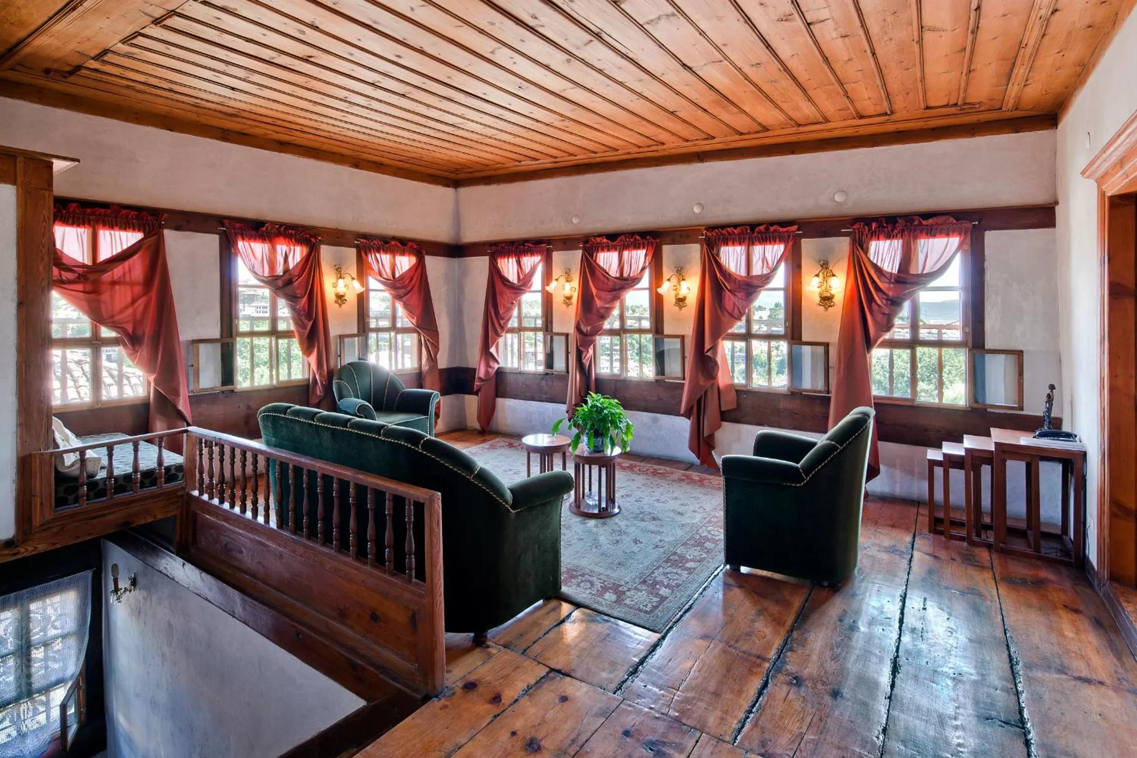 Communal lounge/ TV room in Gulevi Safranbolu Heritage Hotel