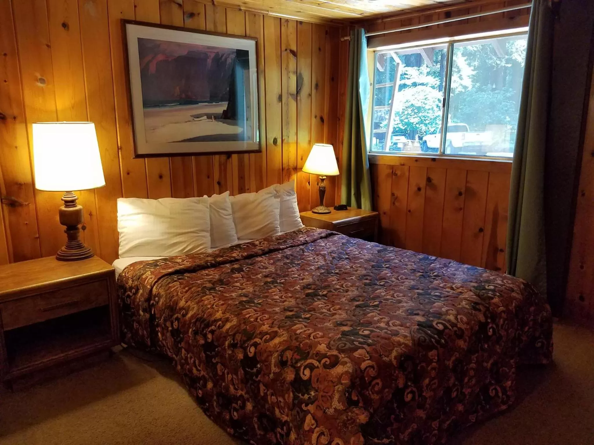 Bed in Fern River Resort