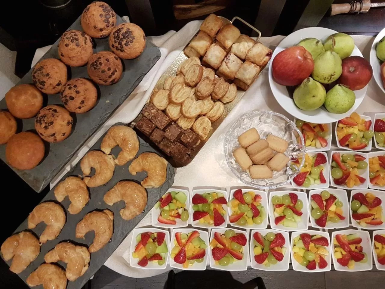 Buffet breakfast in Hotel Sommelier Boutique