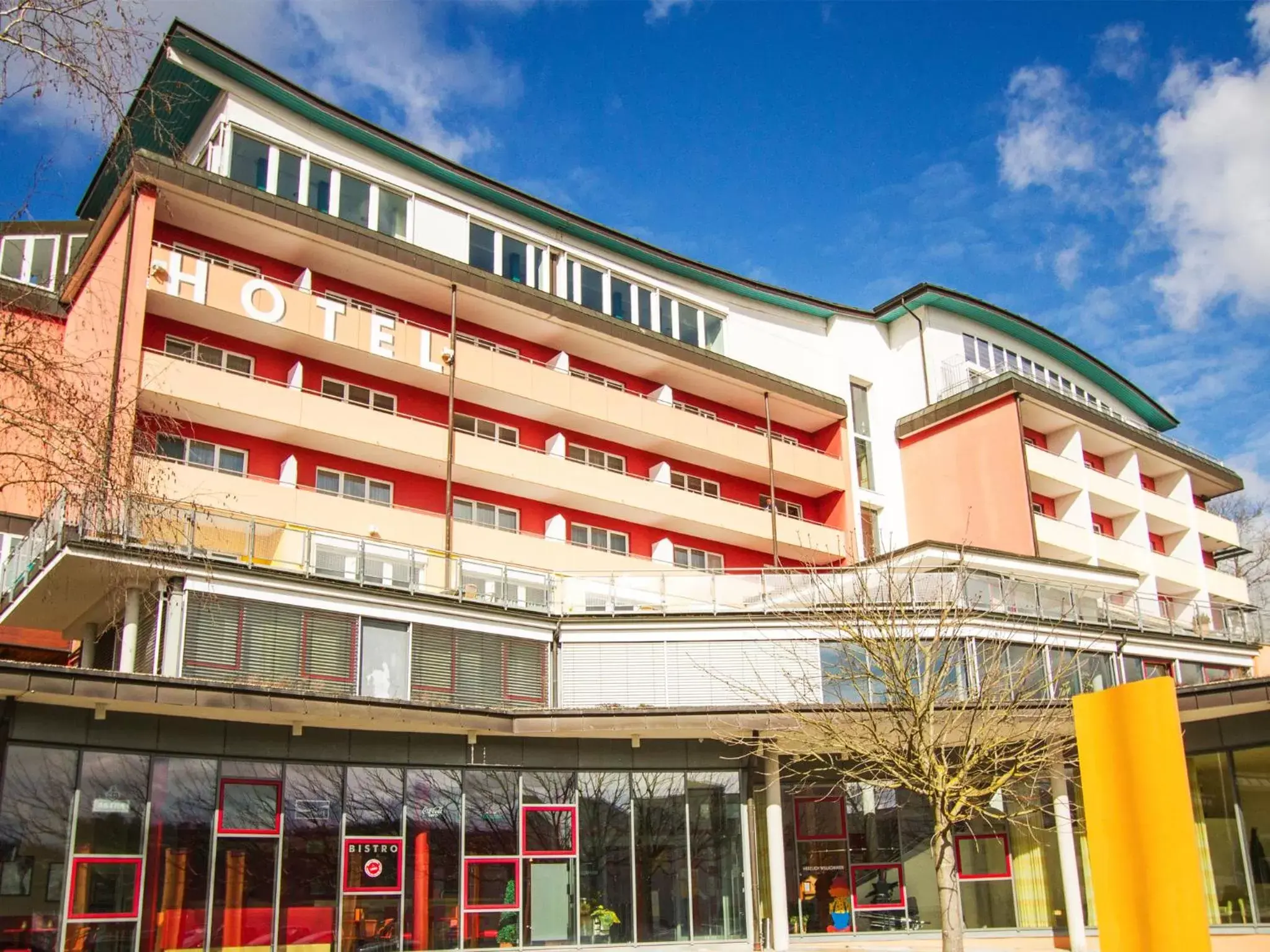 Facade/entrance, Property Building in Savoy Hotel Bad Mergentheim