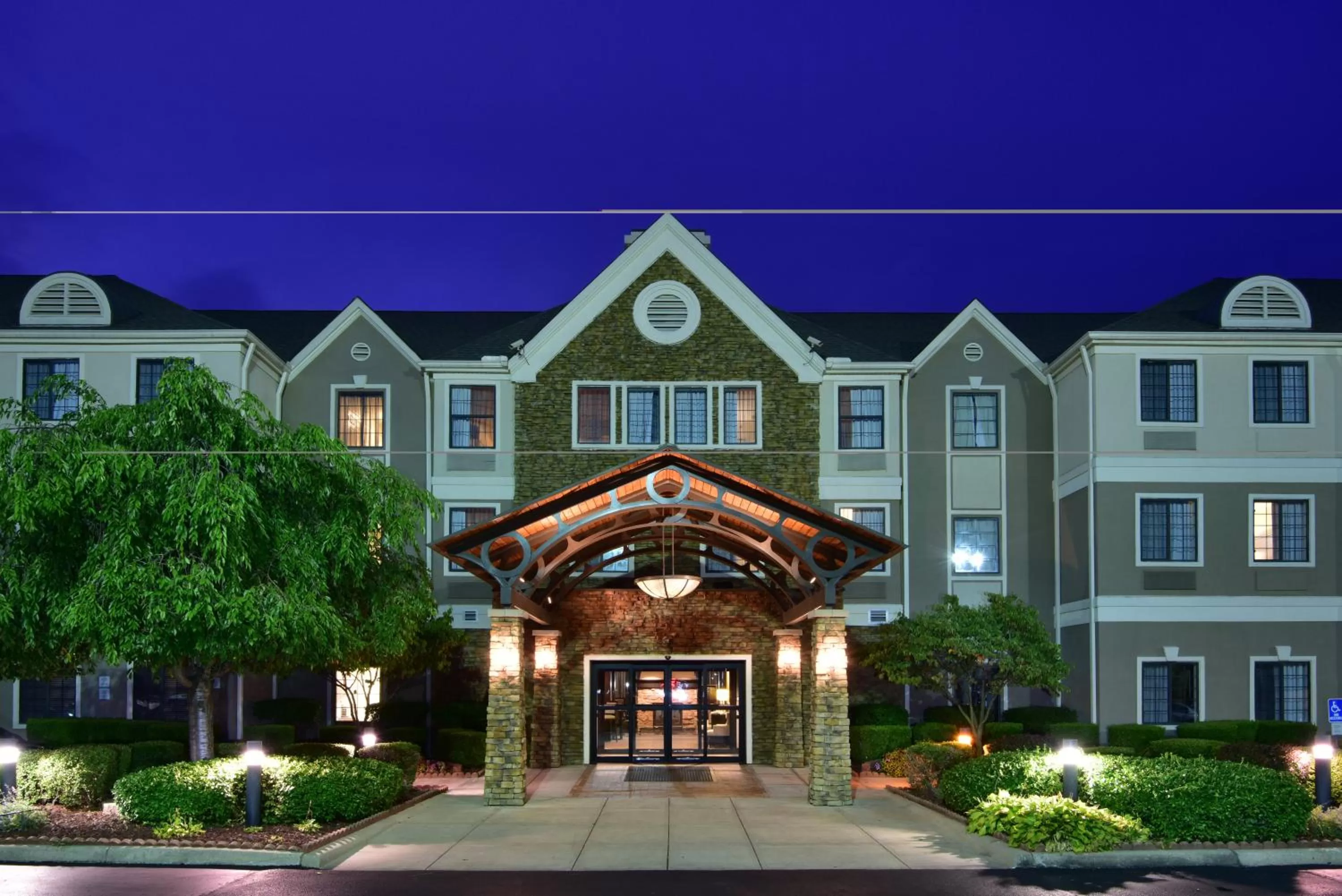 Property building in Staybridge Suites Columbus-Airport by IHG