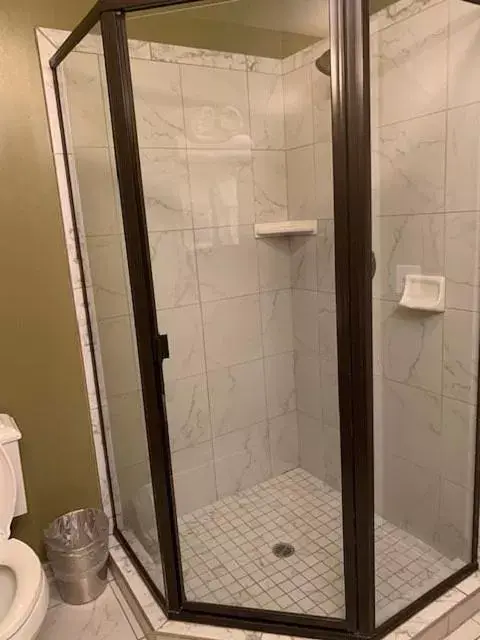 Bathroom in National Hotel Jackson