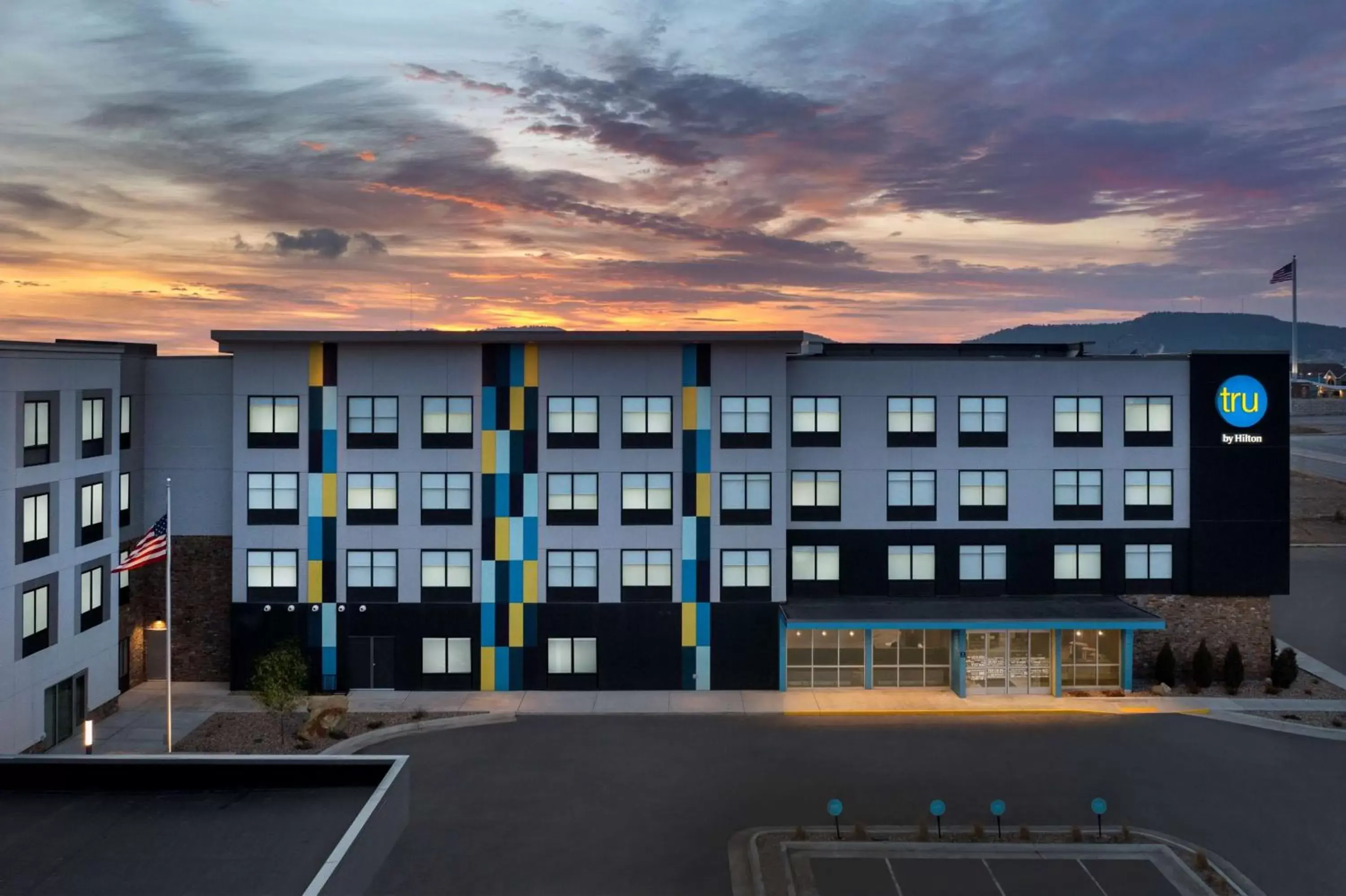 Property building in Tru By Hilton Rapid City Rushmore, Sd Property building in Tru By Hilton Rapid City Rushmore, Sd