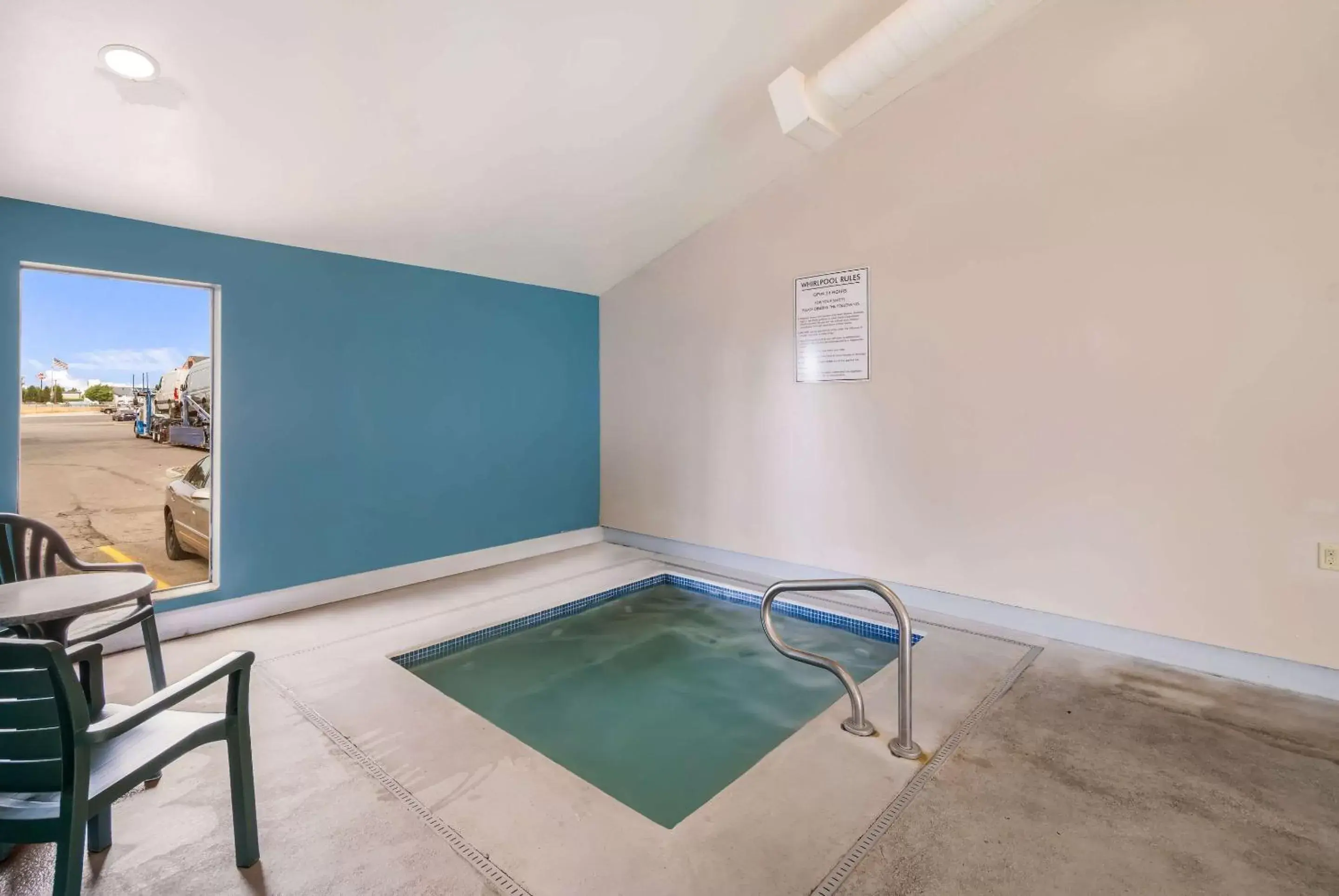 Activities, Swimming Pool in Quality Inn & Suites Coeur d'Alene