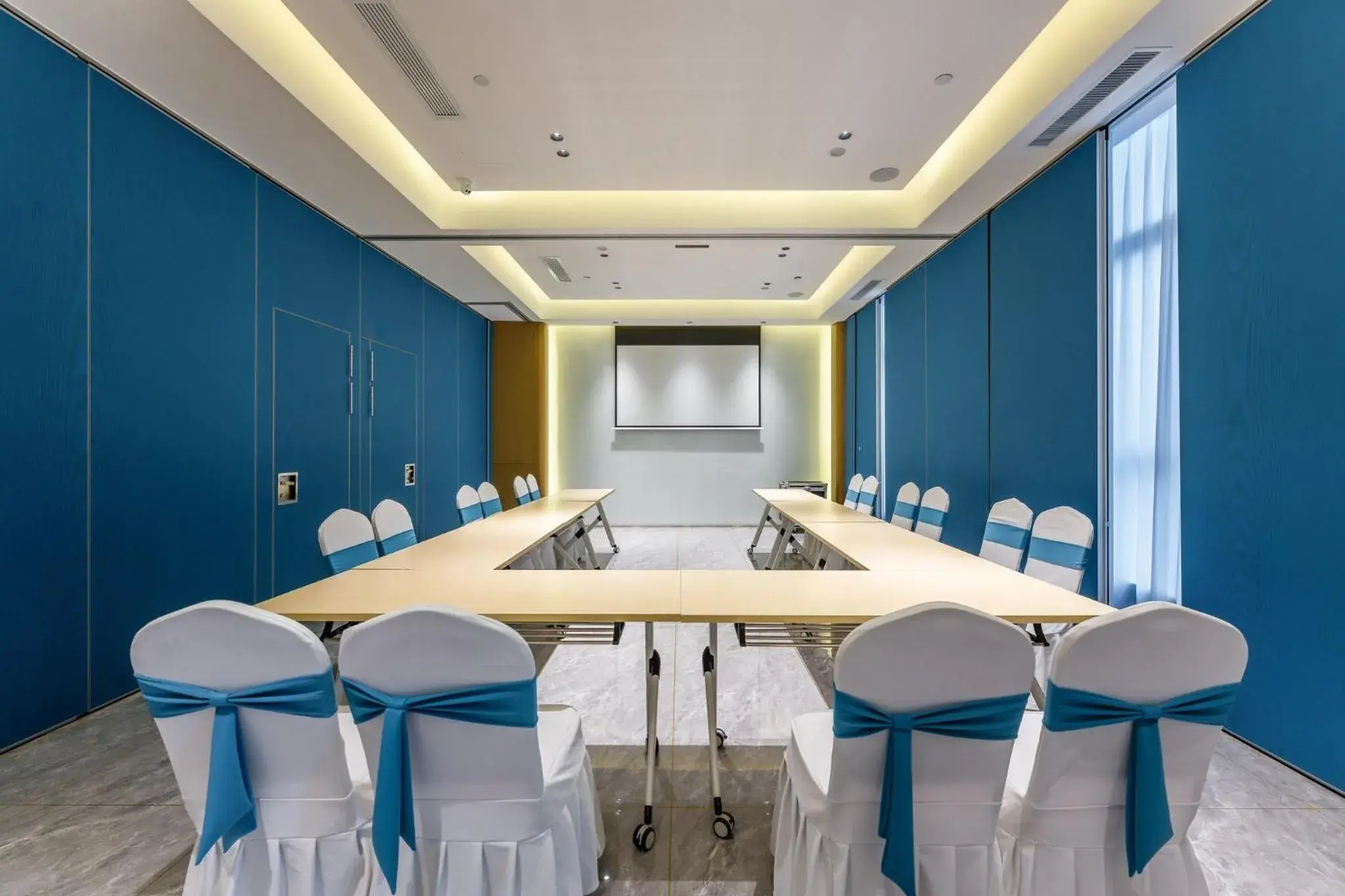 Meeting/conference room in Holiday Inn Express Jurong Xianlin