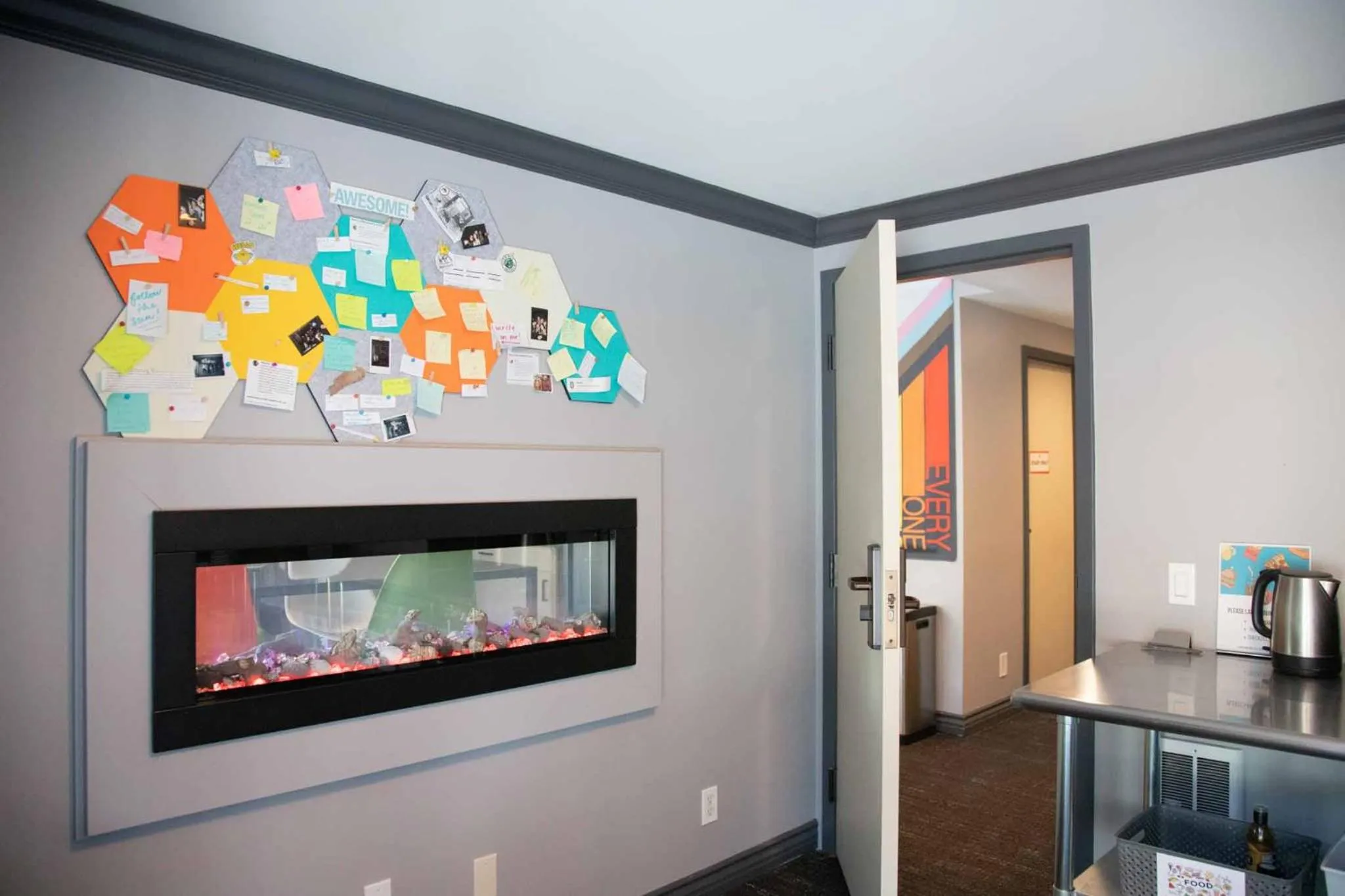 Communal kitchen in Samesun San Francisco