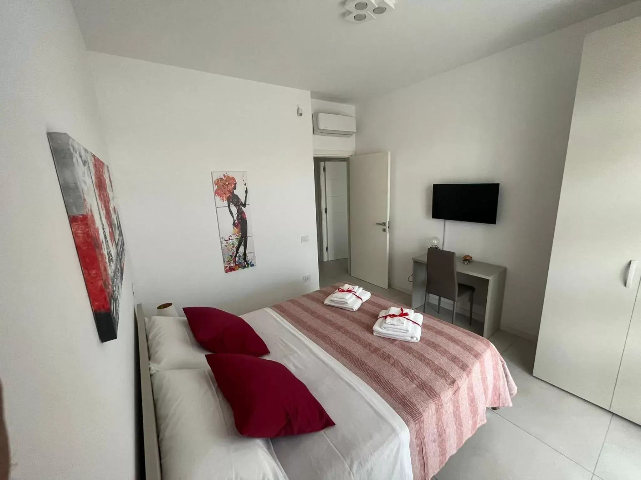 Bedroom, Bed in Bed & Breakfast Torre Mare