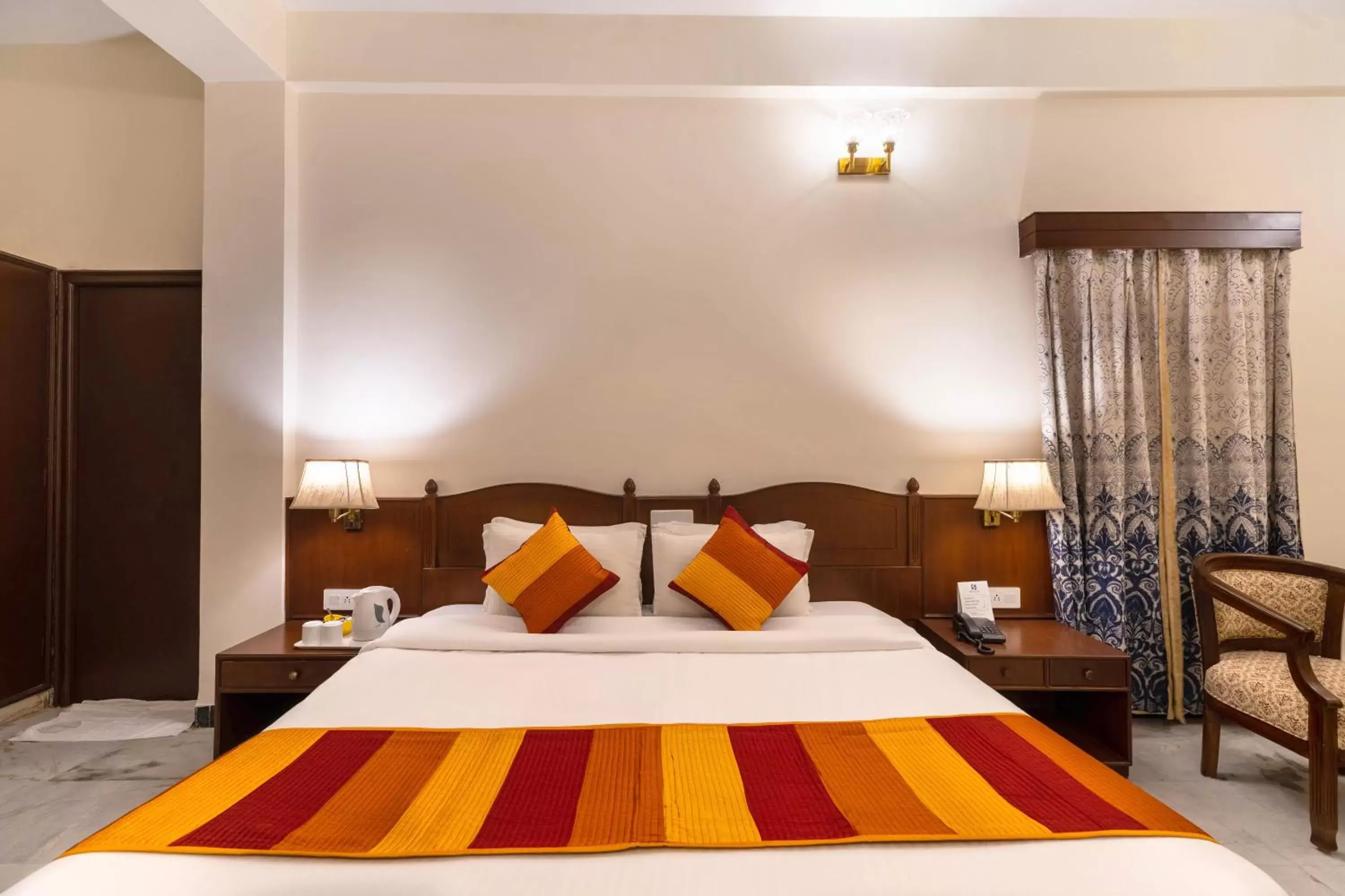 Photo of the whole room, Bed in Hotel Sarovar On Lake Pichola