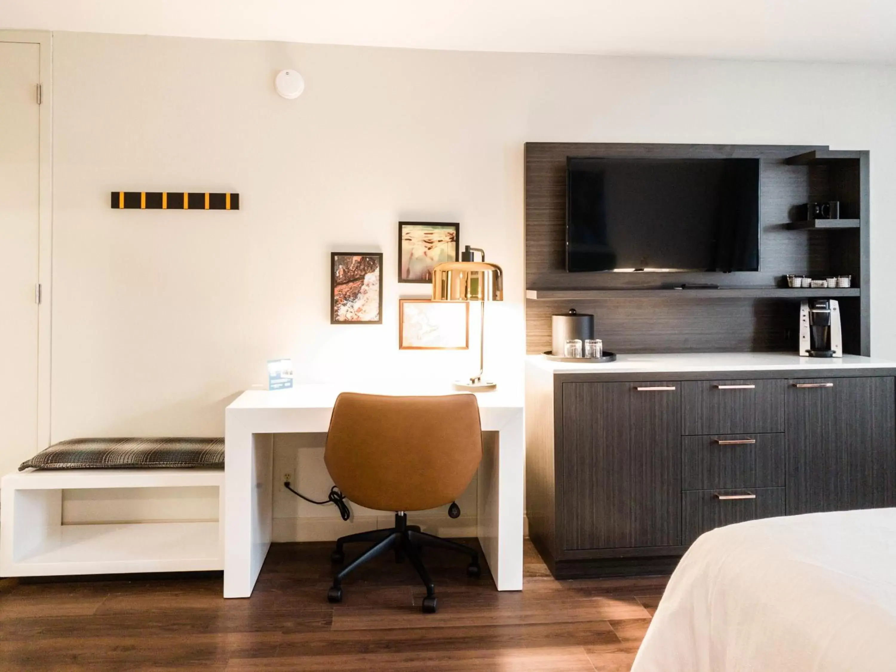 Premium King Room in Hotel Indigo Rochester - Mayo Clinic Area by IHG Premium King Room in Hotel Indigo Rochester - Mayo Clinic Area by IHG