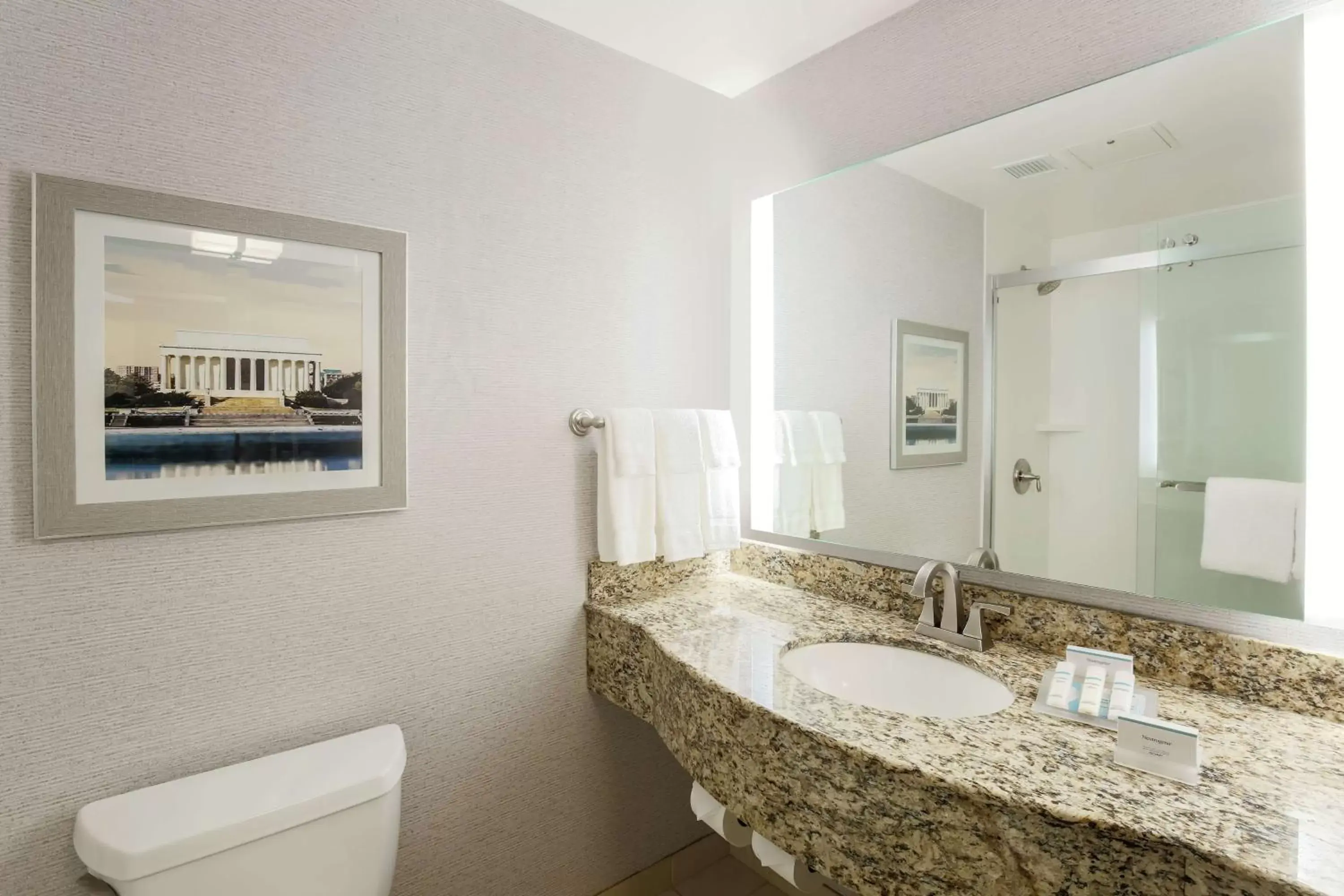 Bathroom in Hilton Garden Inn Shirlington