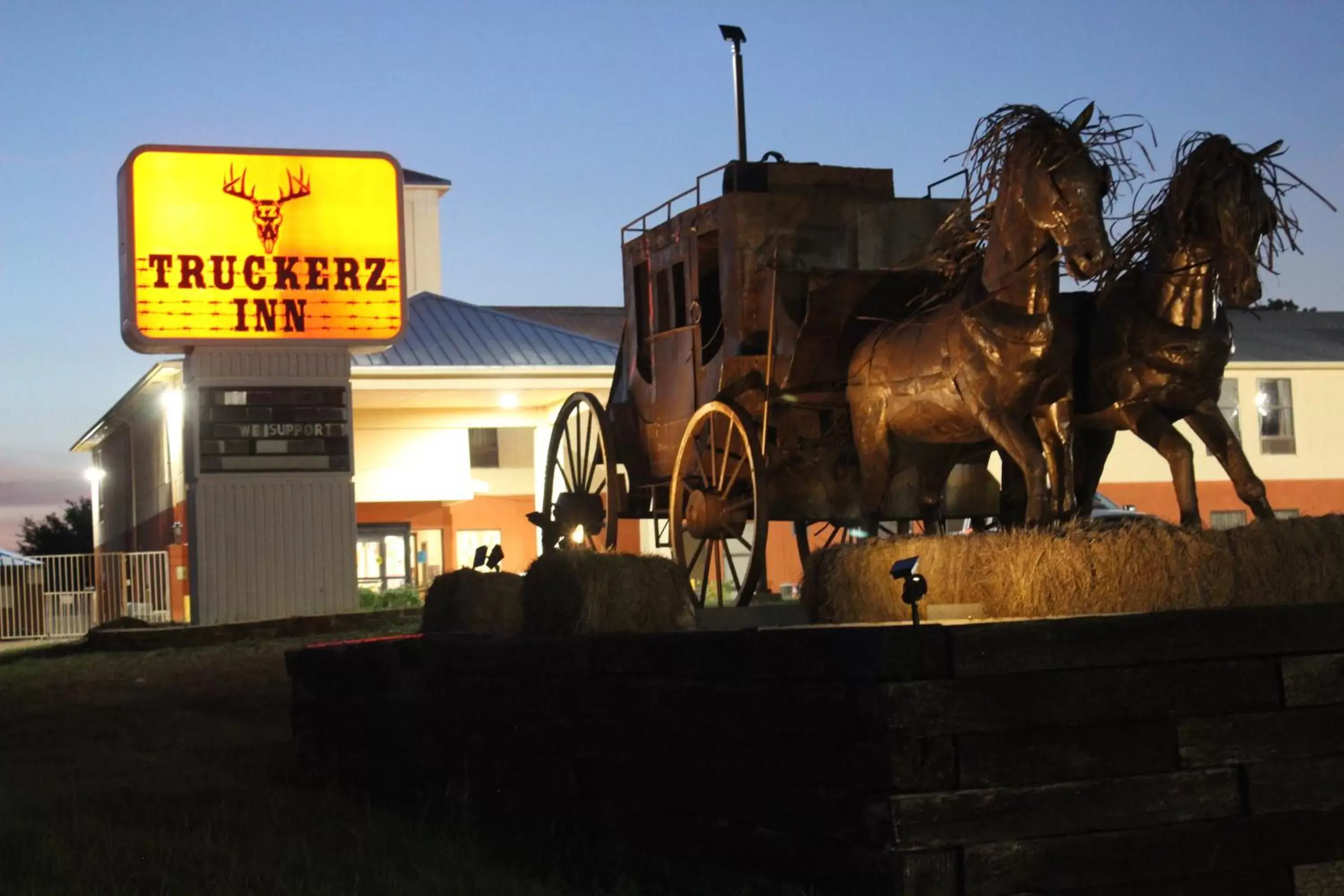 Landmark view, Property Building in Truckerz Inn