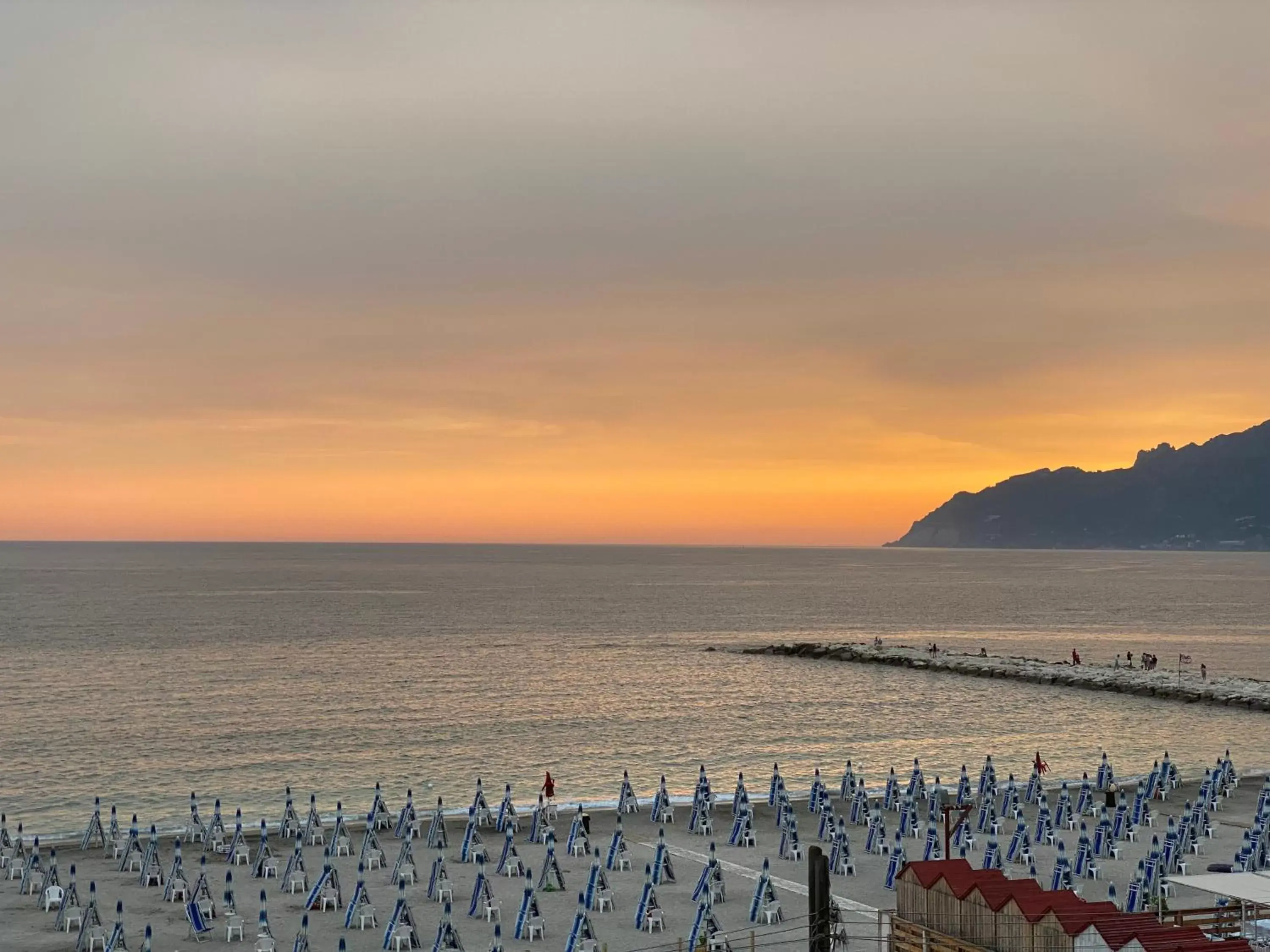 Beach, Sunrise/Sunset in Cas’ A Mare - Beachfront Luxury Suites