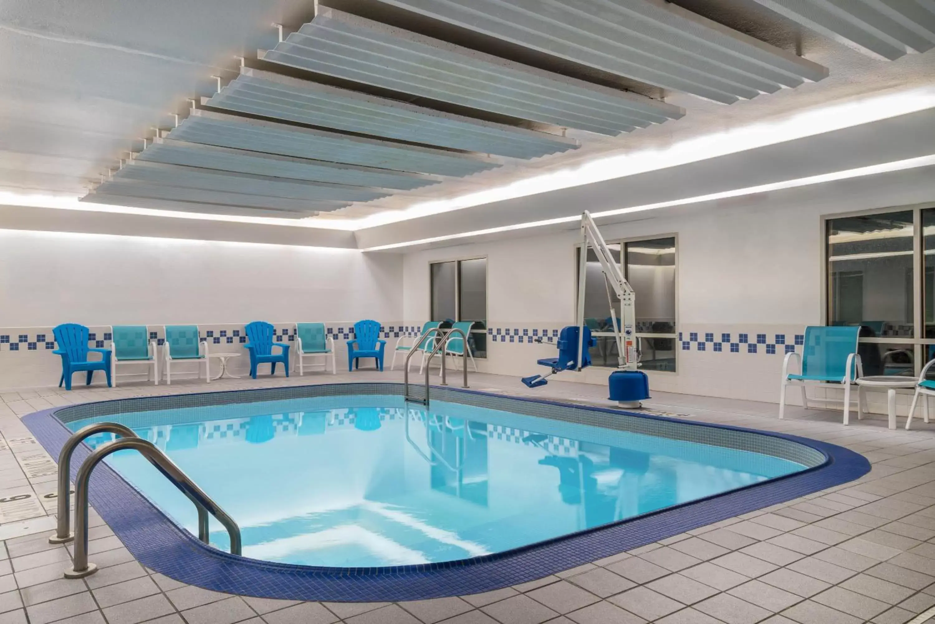 Swimming Pool in AmericInn by Wyndham Duluth