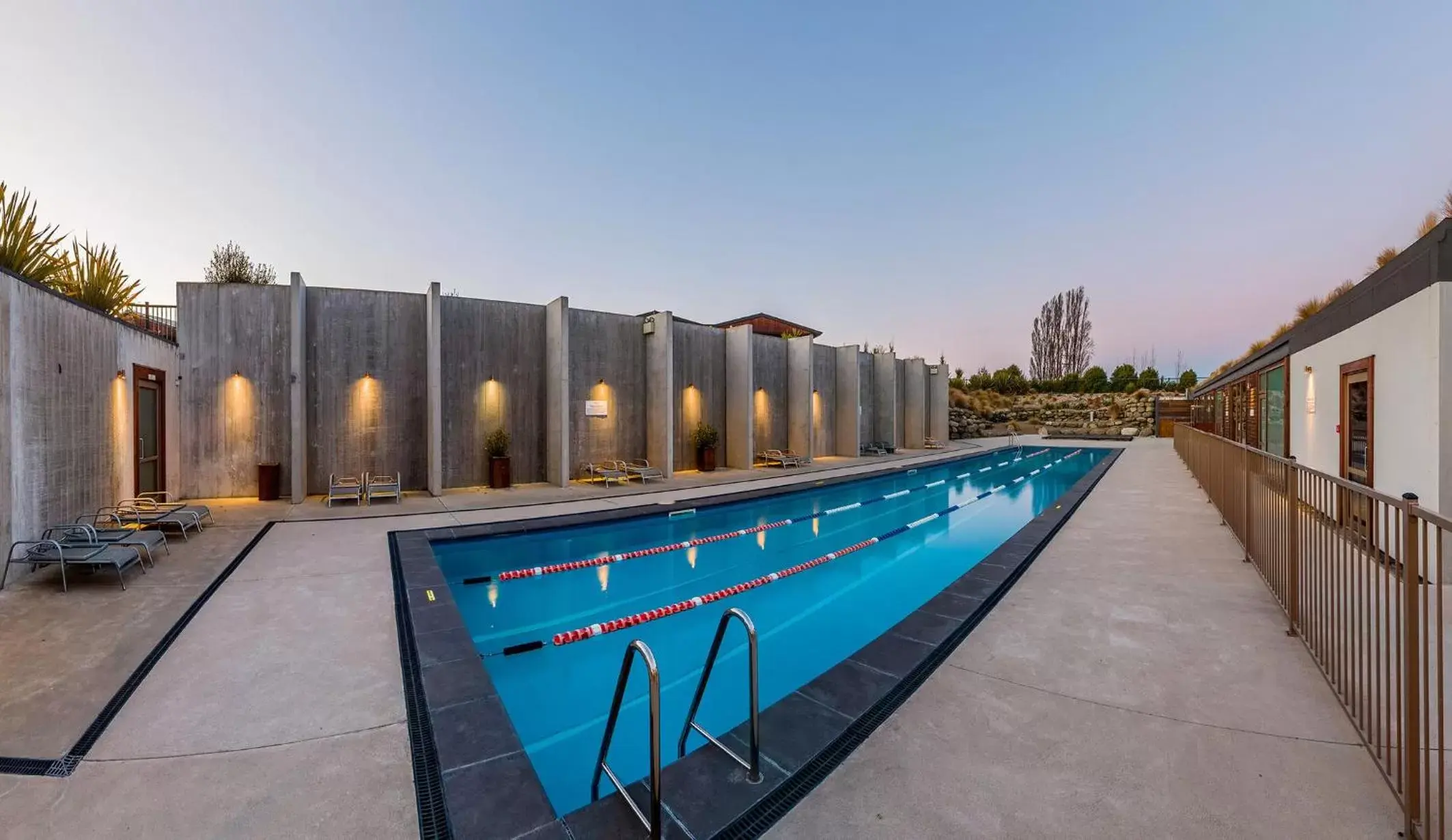 Swimming Pool in Oakridge Resort Lake Wanaka