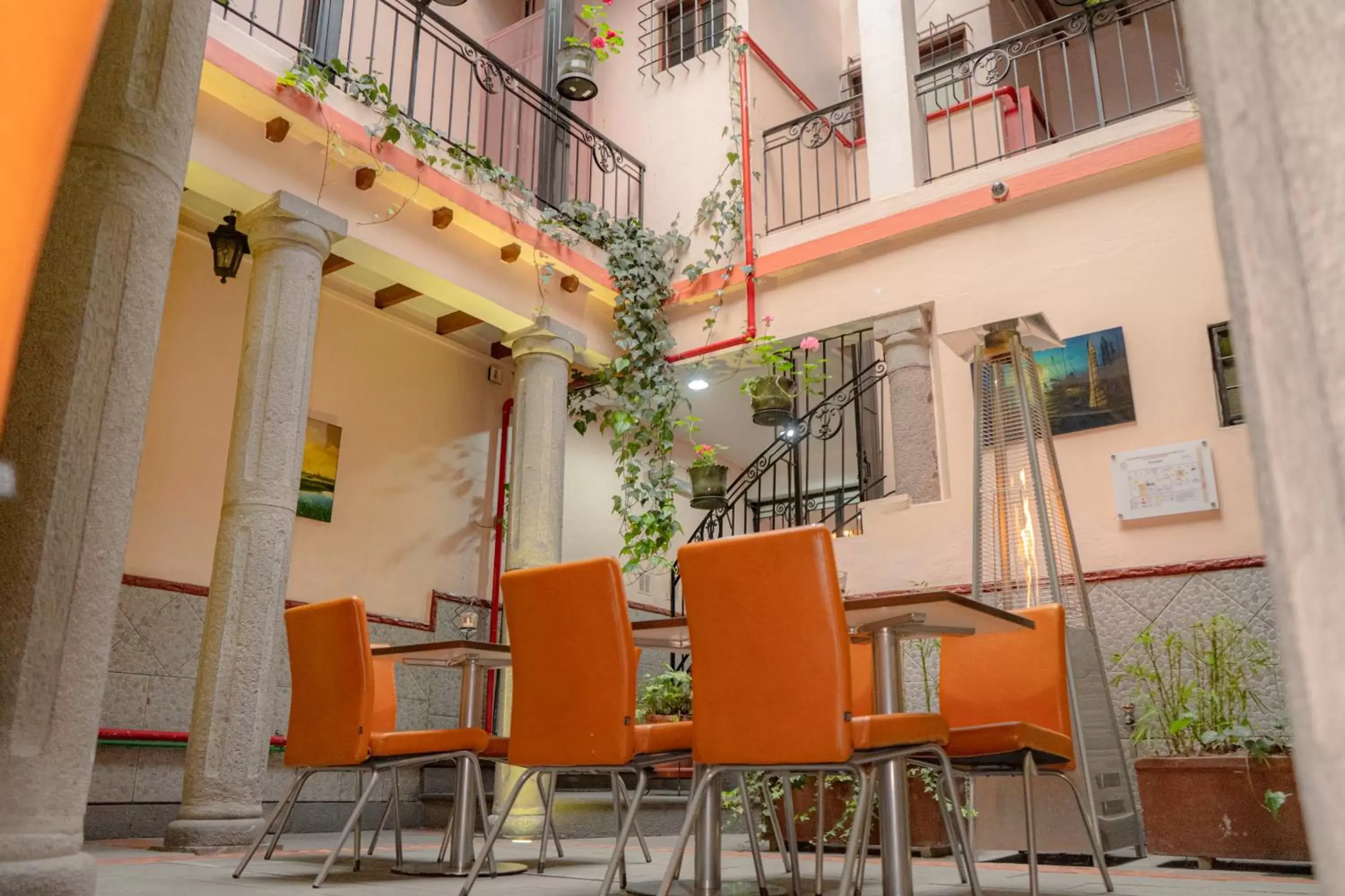 Property building in Rincón Familiar Hostel Boutique Property building in Rincón Familiar Hostel Boutique