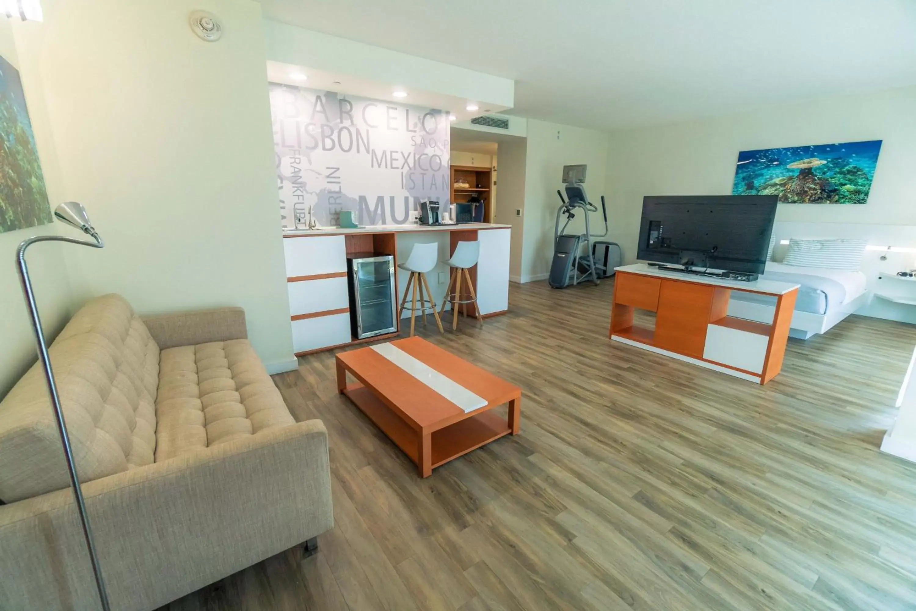 King Suite with Balcony and Sofa Bed in Maritime Hotel Fort Lauderdale Cruise Port King Suite with Balcony and Sofa Bed in Maritime Hotel Fort Lauderdale Cruise Port