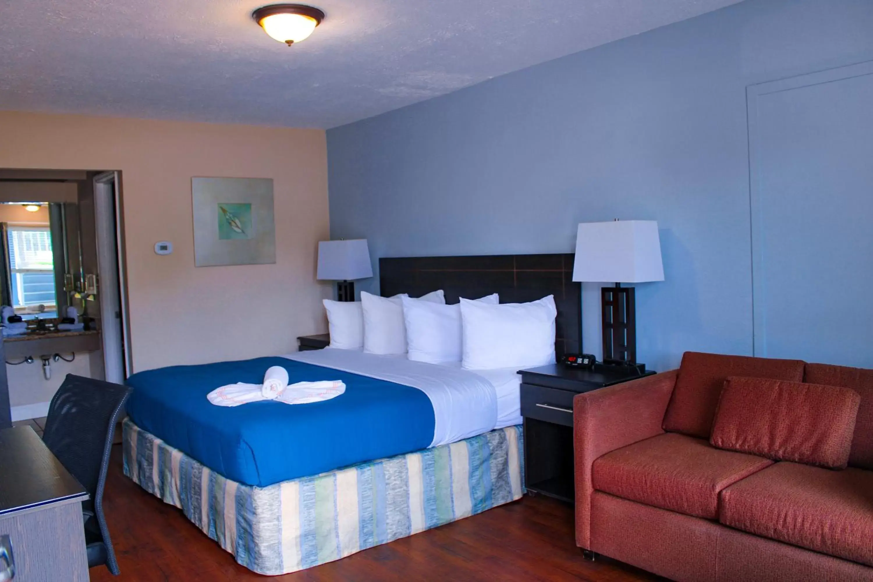 Bedroom, Bed in Southern Oaks Inn - Saint Augustine