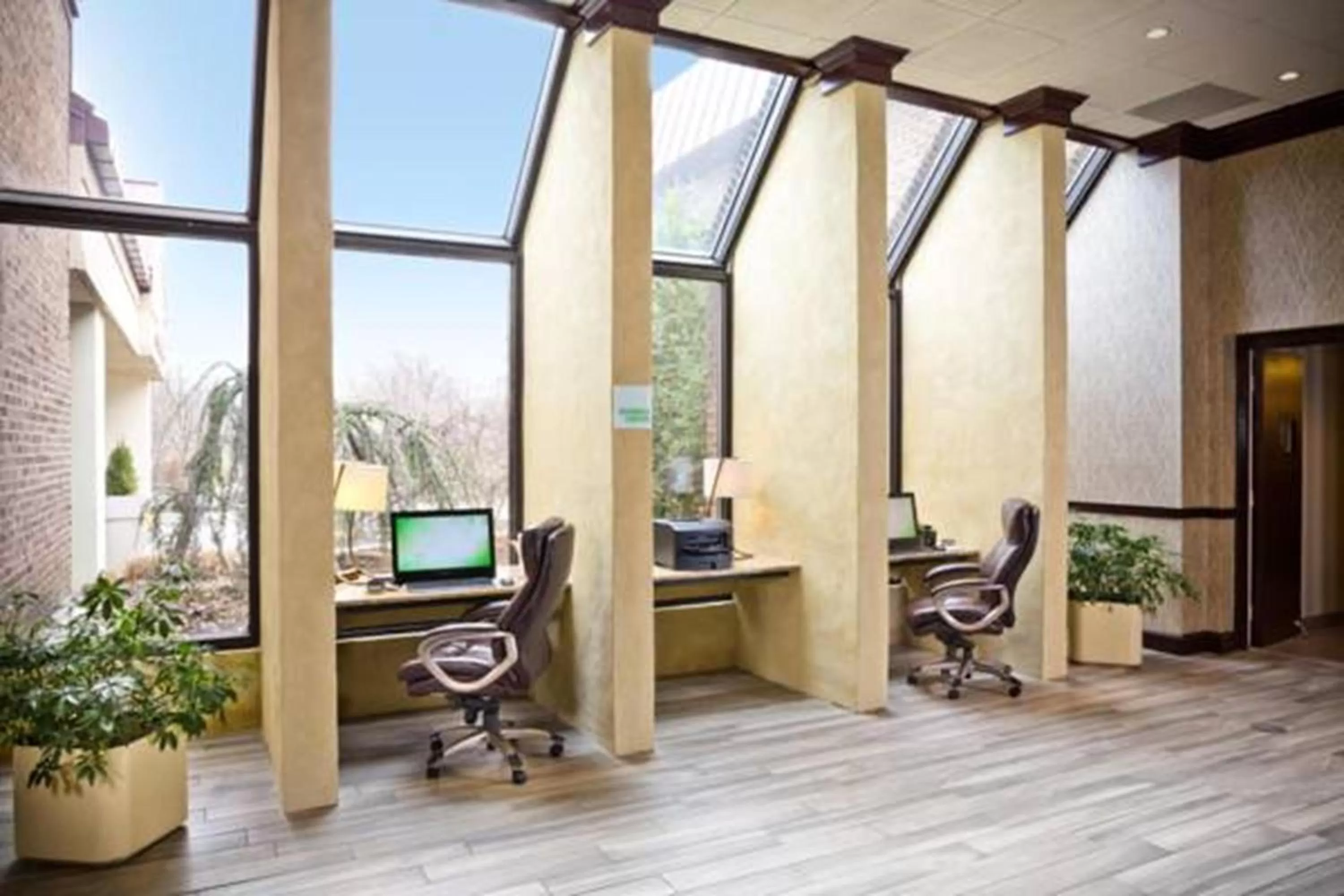 Business facilities in Wyndham Garden York