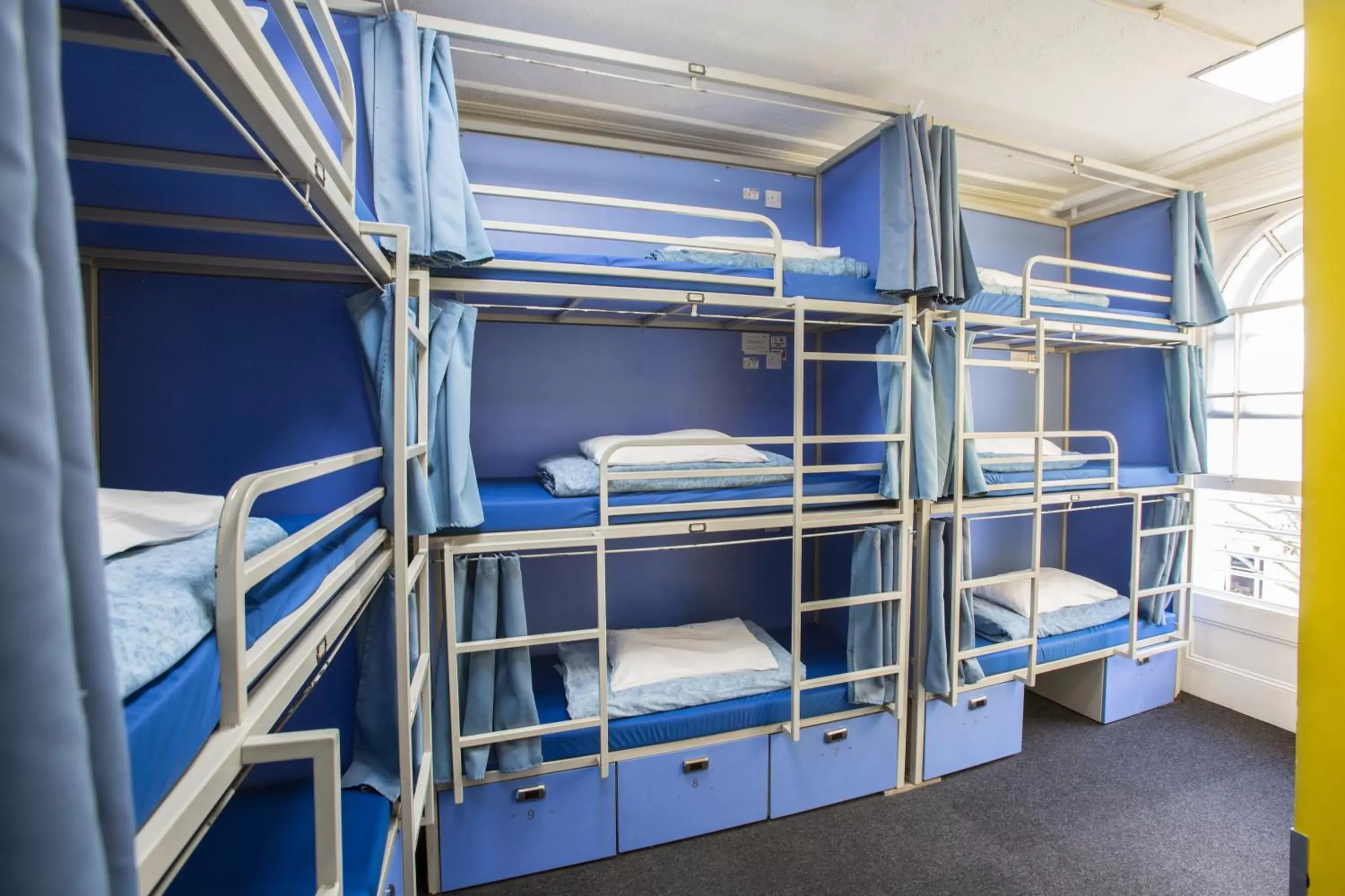 Bedroom, Bunk Bed in Smart Hyde Park Inn Hostel