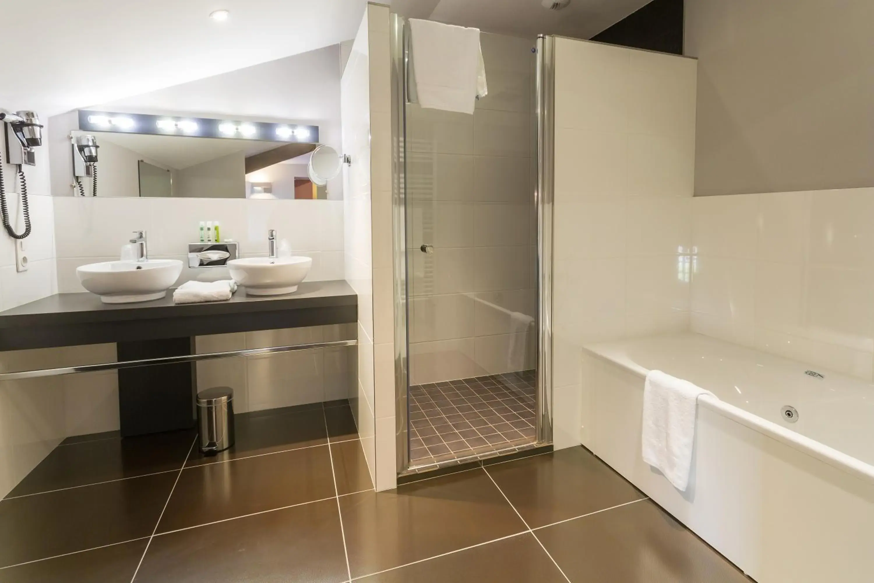 Bathroom in Hotel Château de la Barbinière