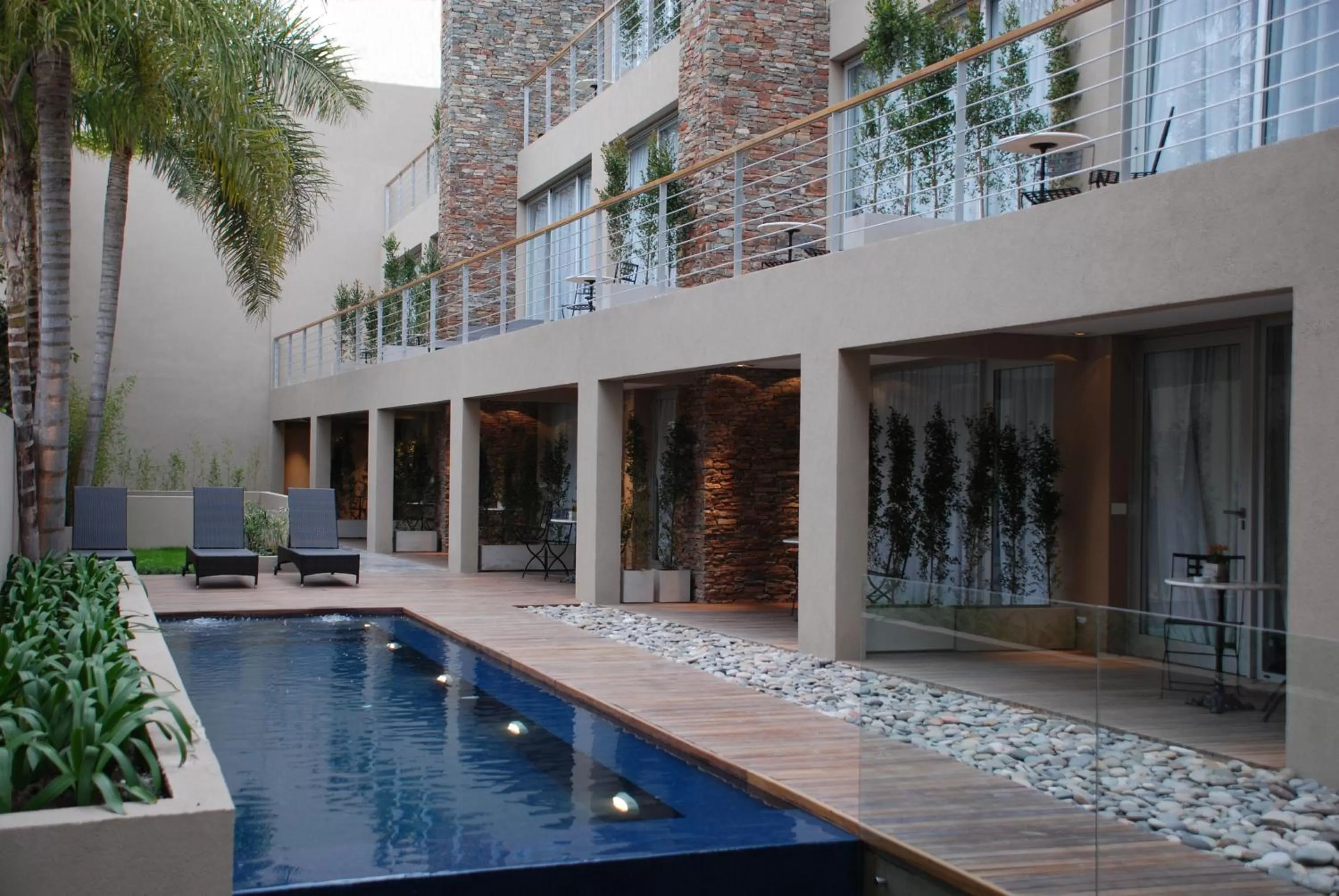 Swimming pool in San Isidro Plaza Hotel